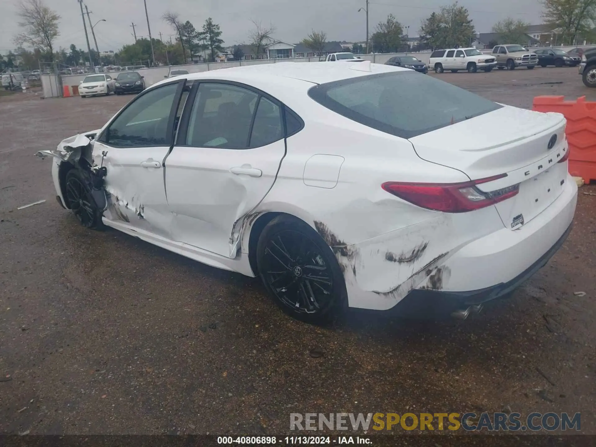 3 Photograph of a damaged car 4T1DAACK6SU550084 TOYOTA CAMRY 2025