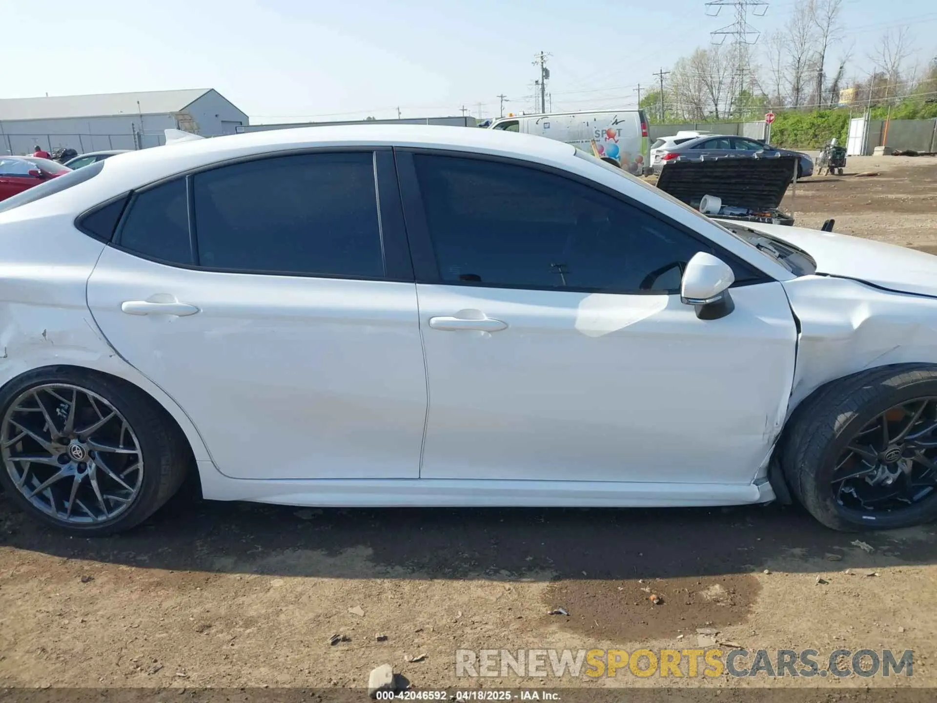 14 Photograph of a damaged car 4T1DAACK6SU552739 TOYOTA CAMRY 2025