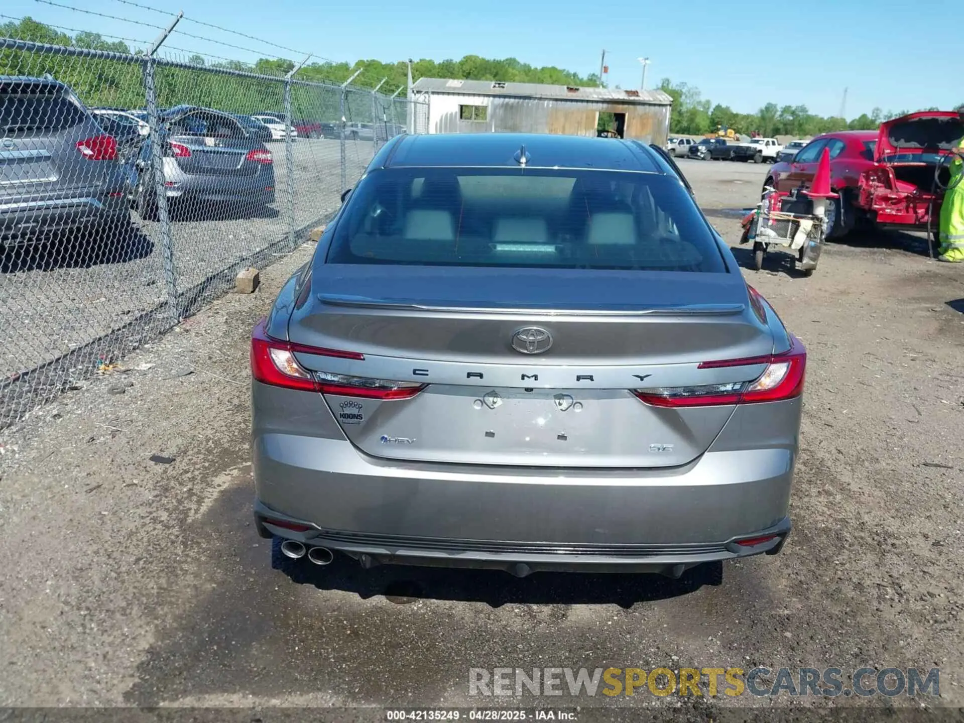 16 Photograph of a damaged car 4T1DAACK6SU557374 TOYOTA CAMRY 2025