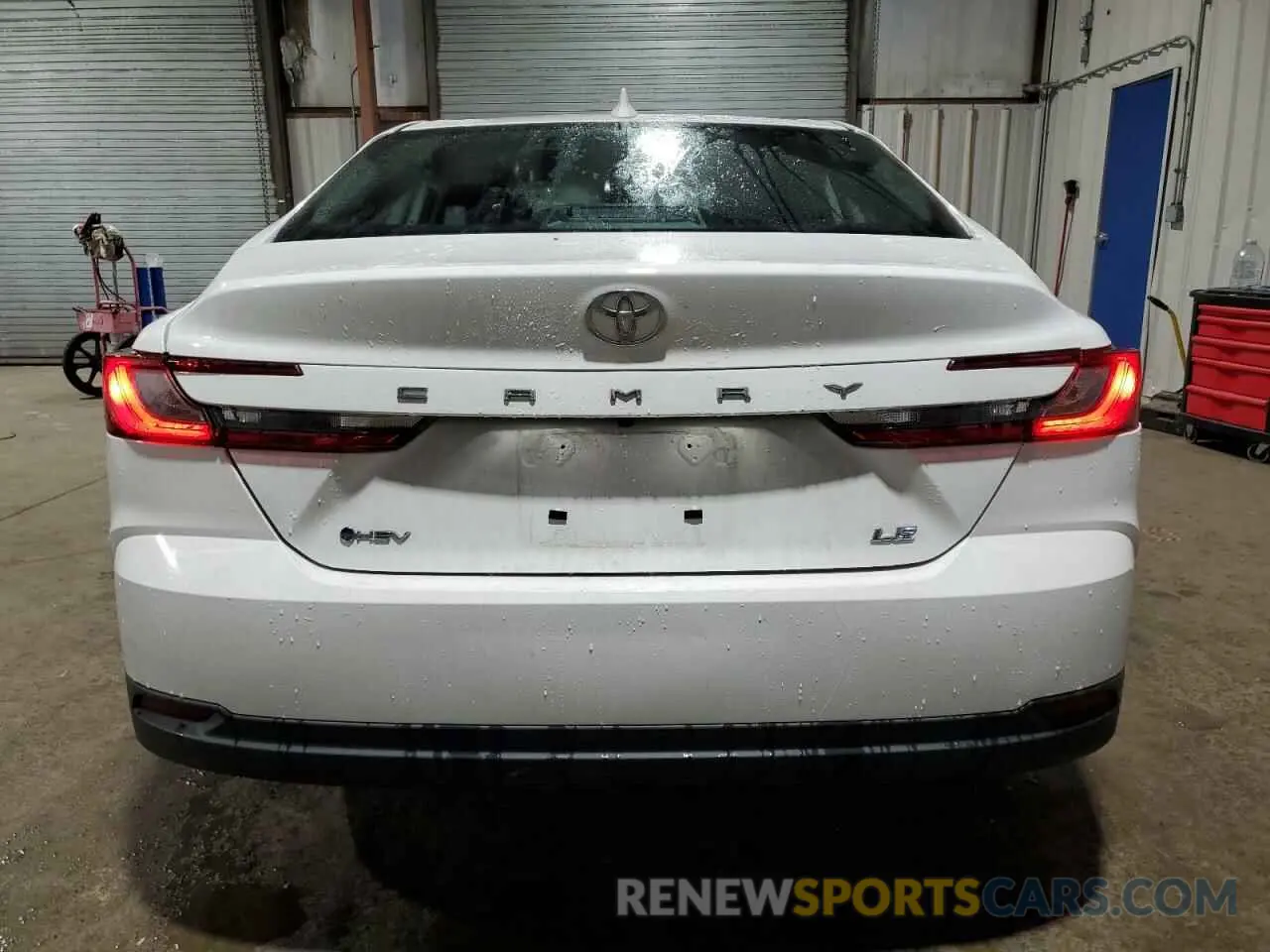 6 Photograph of a damaged car 4T1DAACK6SU561652 TOYOTA CAMRY 2025
