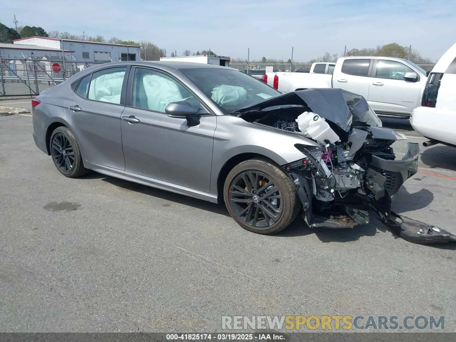 1 Photograph of a damaged car 4T1DAACK6SU565152 TOYOTA CAMRY 2025