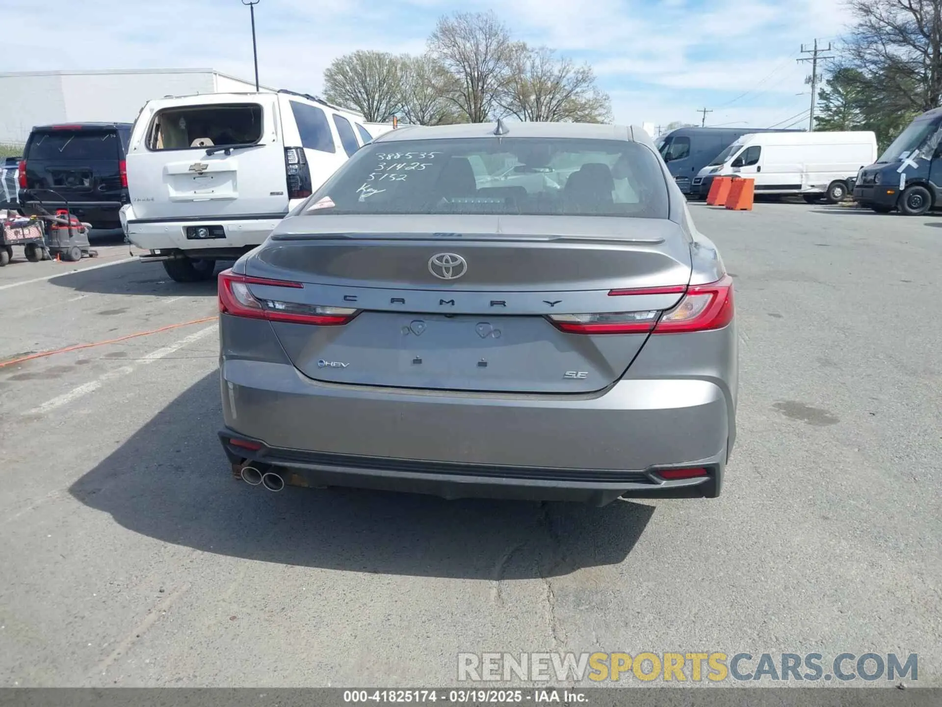 16 Photograph of a damaged car 4T1DAACK6SU565152 TOYOTA CAMRY 2025