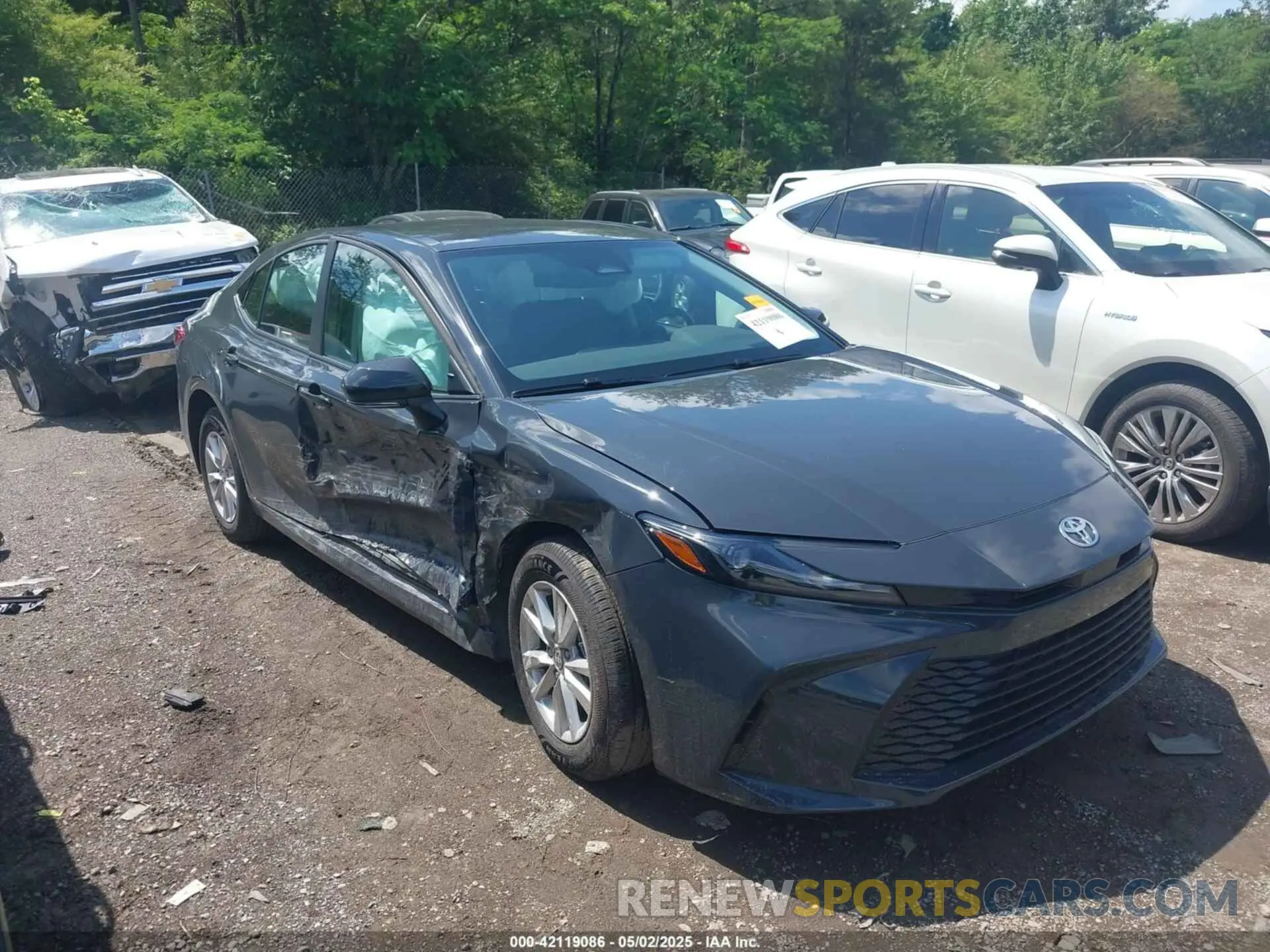 6 Photograph of a damaged car 4T1DAACK6SU584011 TOYOTA CAMRY 2025