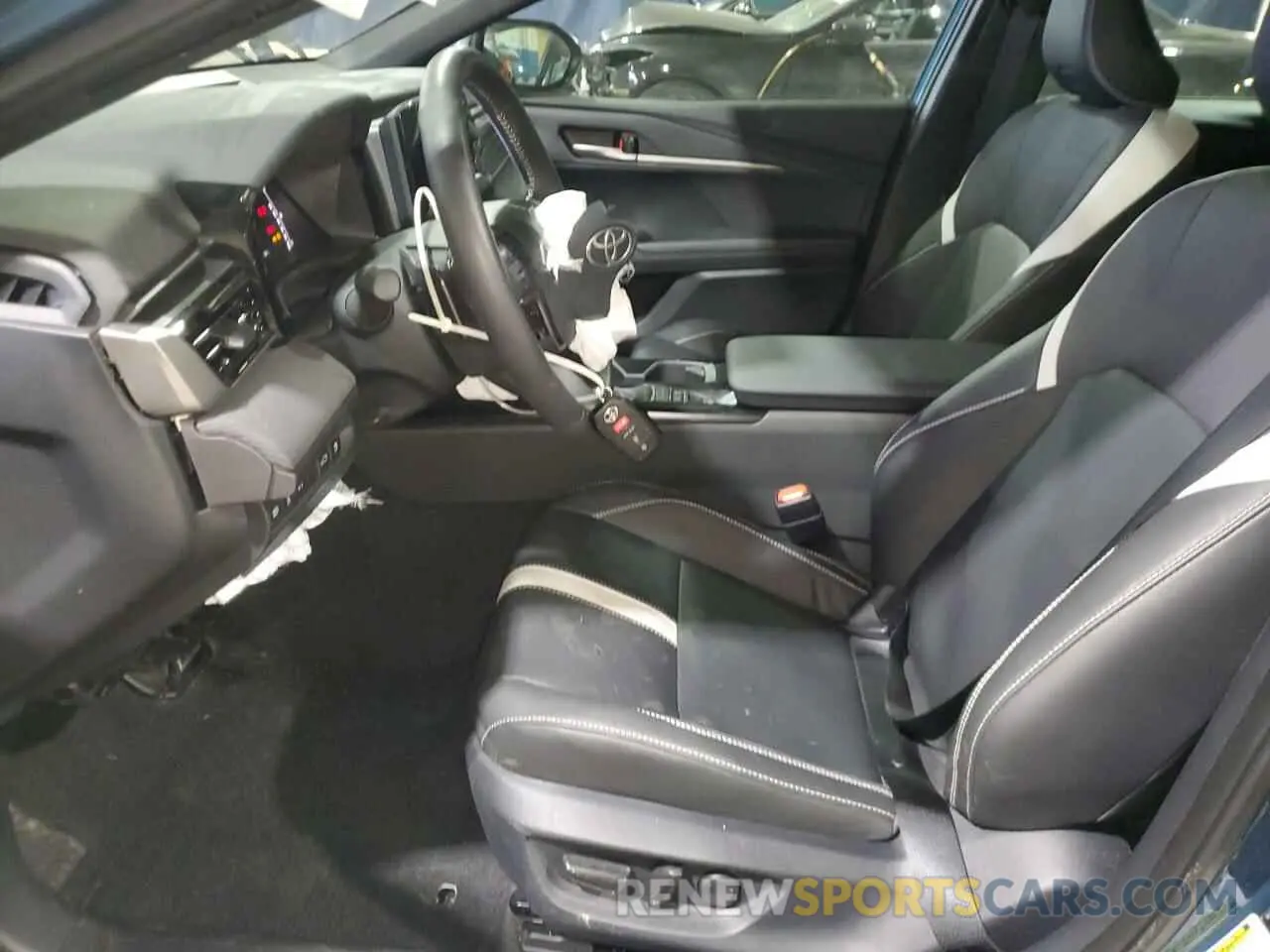 7 Photograph of a damaged car 4T1DAACK7SU015300 TOYOTA CAMRY 2025