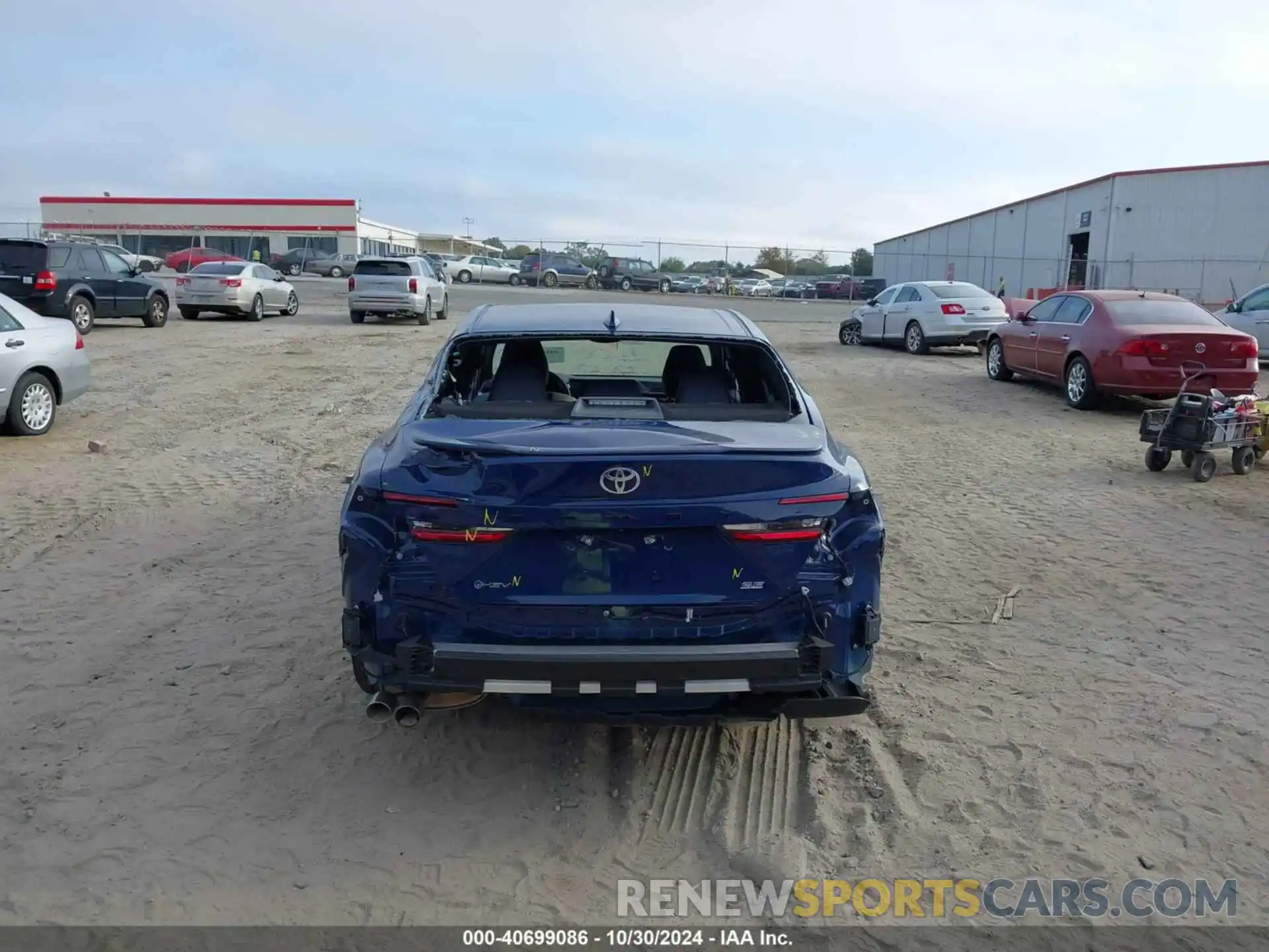 17 Photograph of a damaged car 4T1DAACK7SU020979 TOYOTA CAMRY 2025