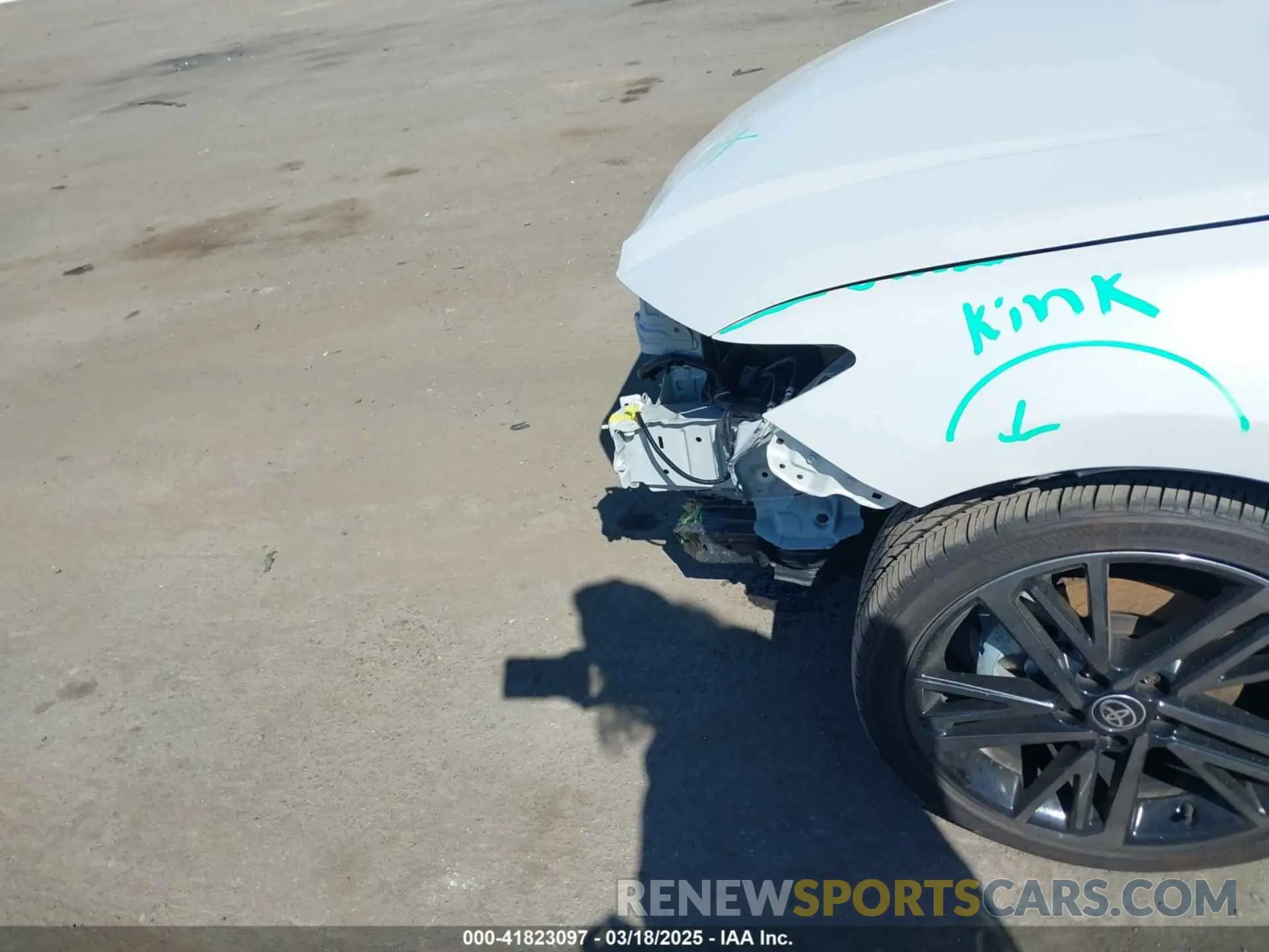 6 Photograph of a damaged car 4T1DAACK7SU033649 TOYOTA CAMRY 2025