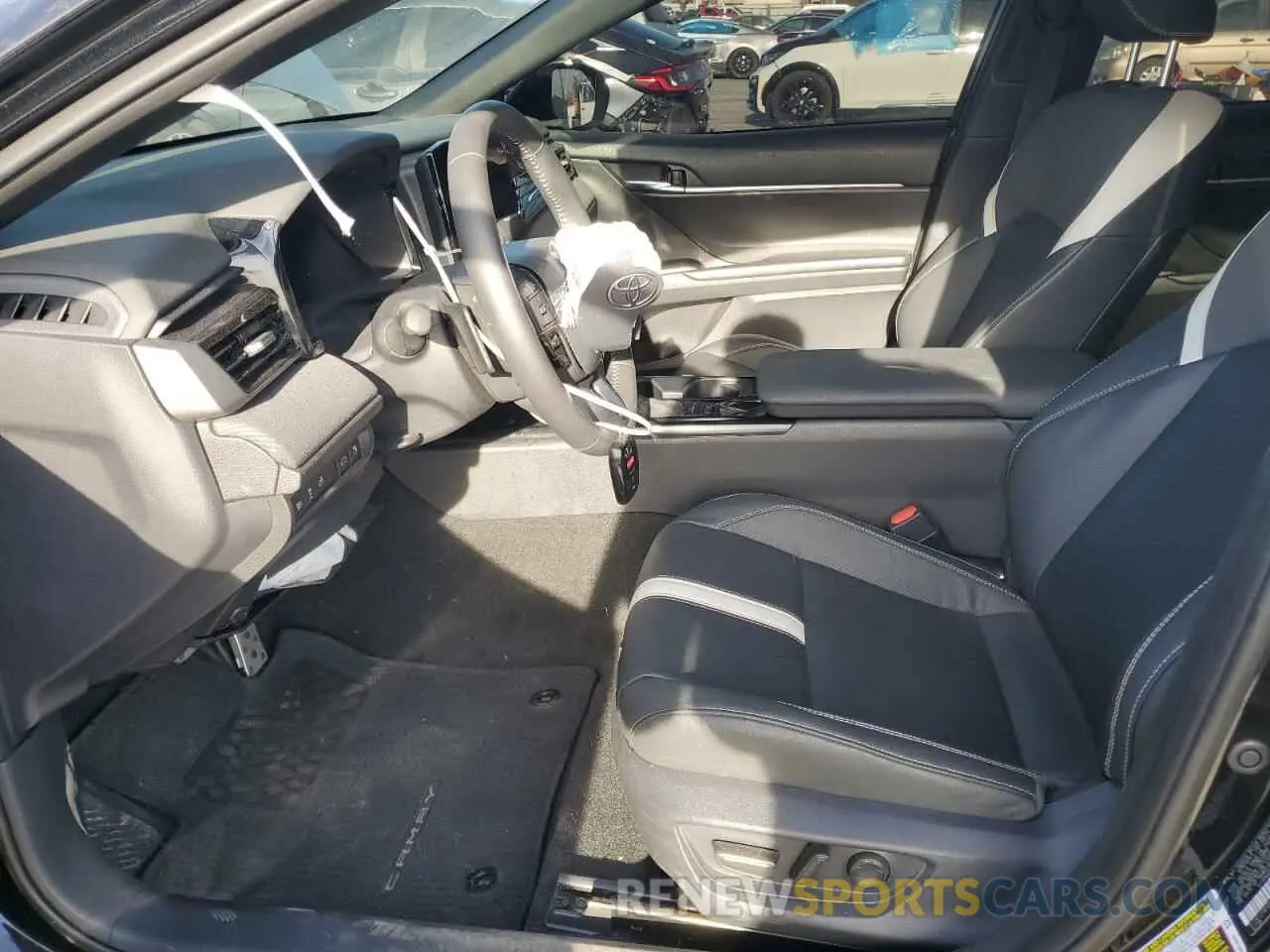 7 Photograph of a damaged car 4T1DAACK7SU041945 TOYOTA CAMRY 2025