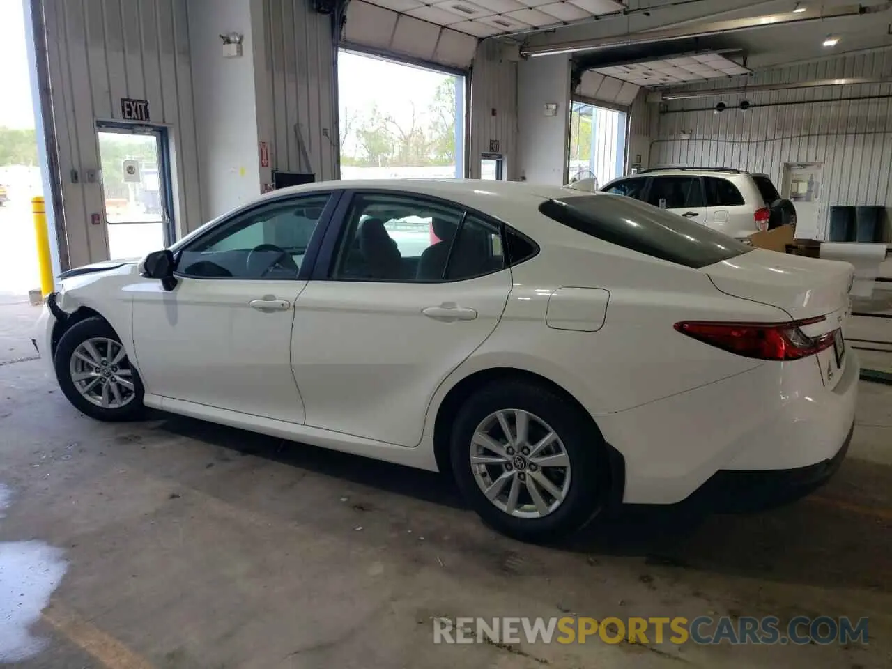 2 Photograph of a damaged car 4T1DAACK7SU046949 TOYOTA CAMRY 2025