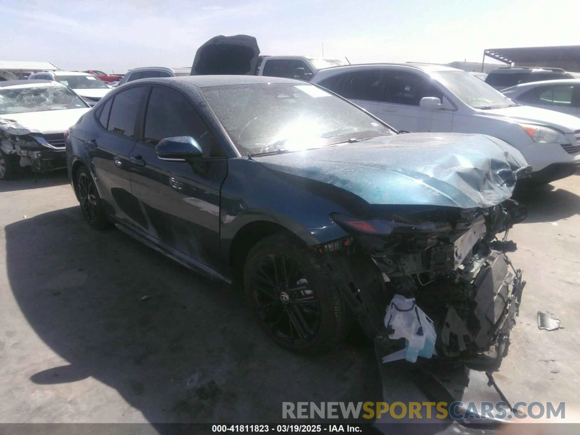 1 Photograph of a damaged car 4T1DAACK7SU047812 TOYOTA CAMRY 2025