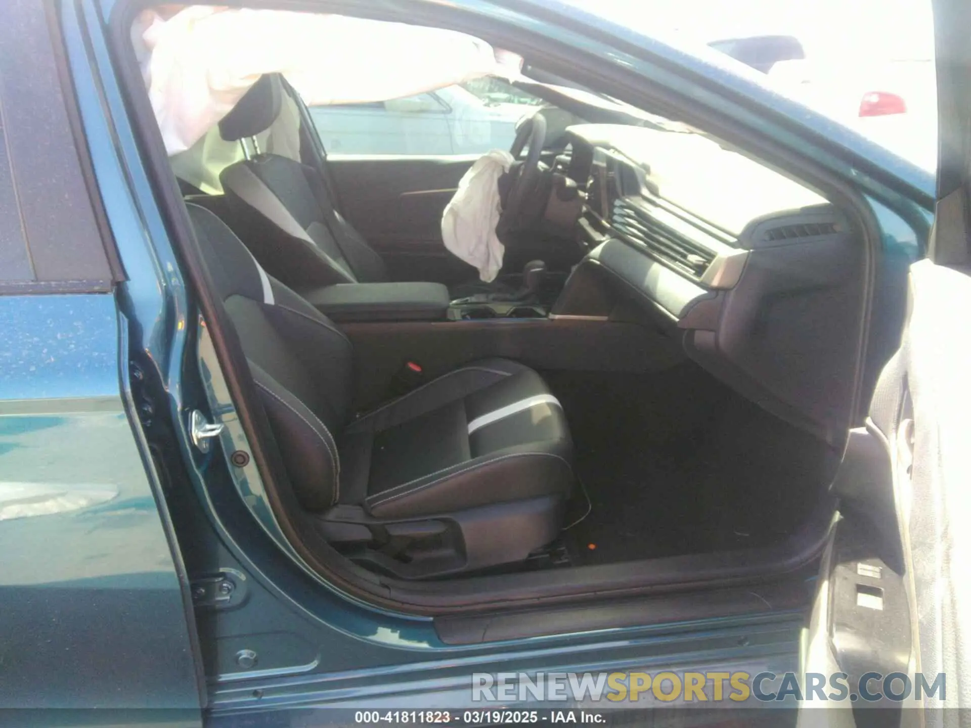 5 Photograph of a damaged car 4T1DAACK7SU047812 TOYOTA CAMRY 2025