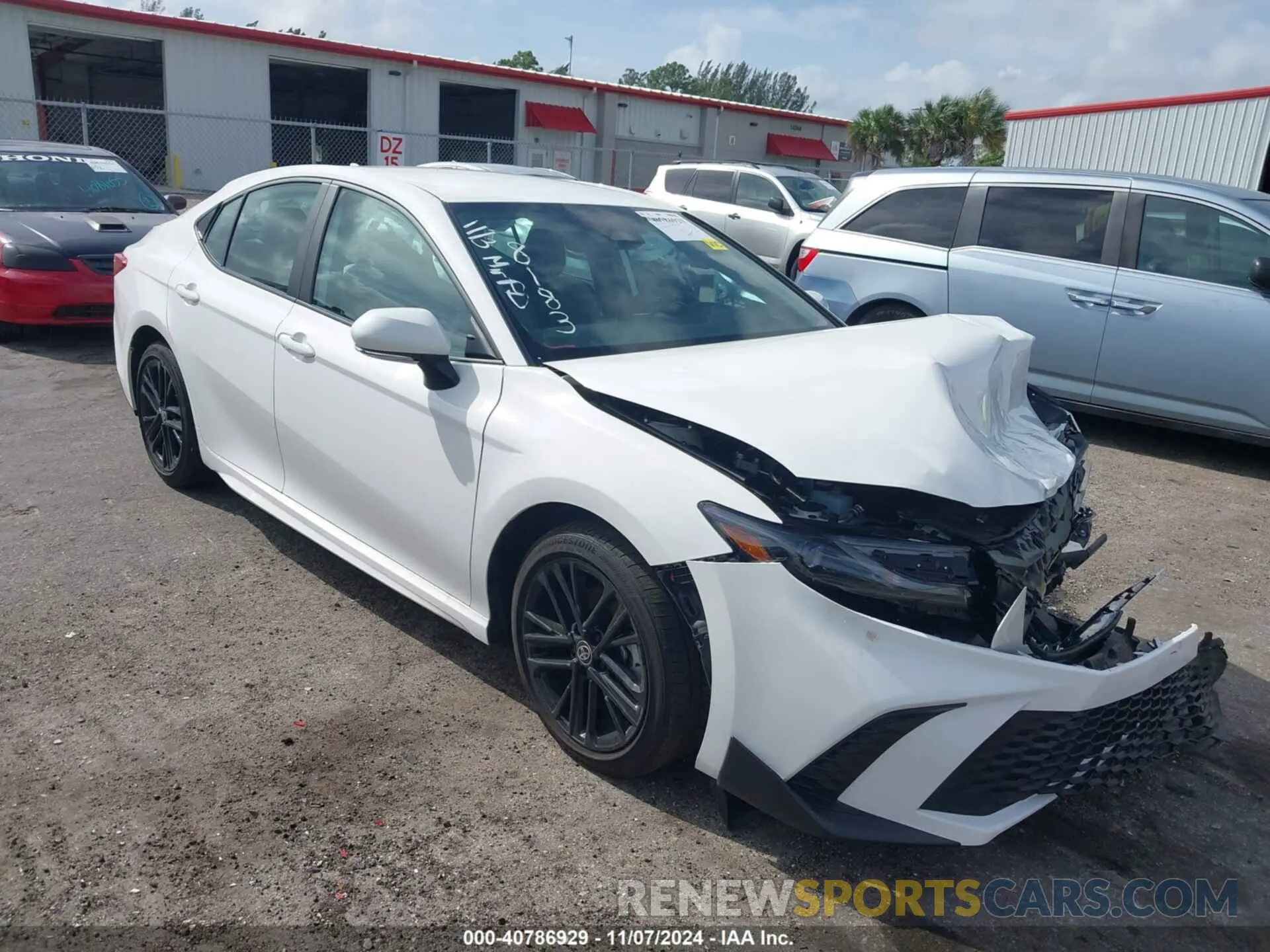 1 Photograph of a damaged car 4T1DAACK7SU048183 TOYOTA CAMRY 2025
