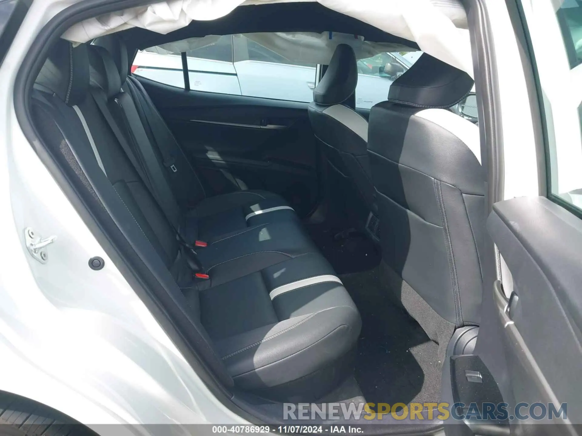 8 Photograph of a damaged car 4T1DAACK7SU048183 TOYOTA CAMRY 2025