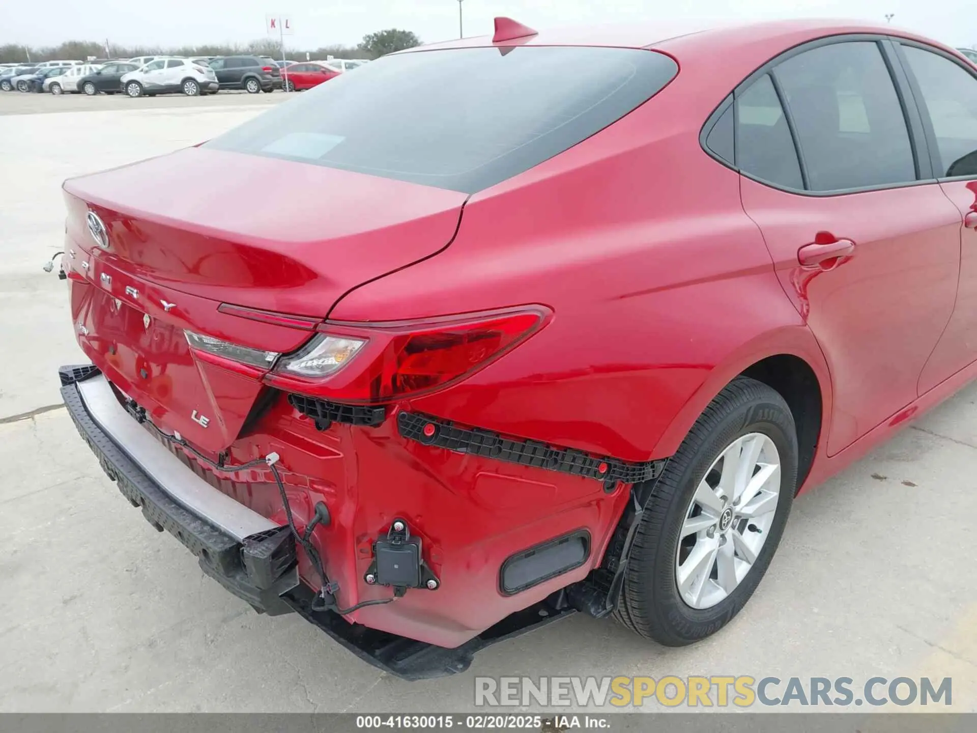 19 Photograph of a damaged car 4T1DAACK7SU065128 TOYOTA CAMRY 2025