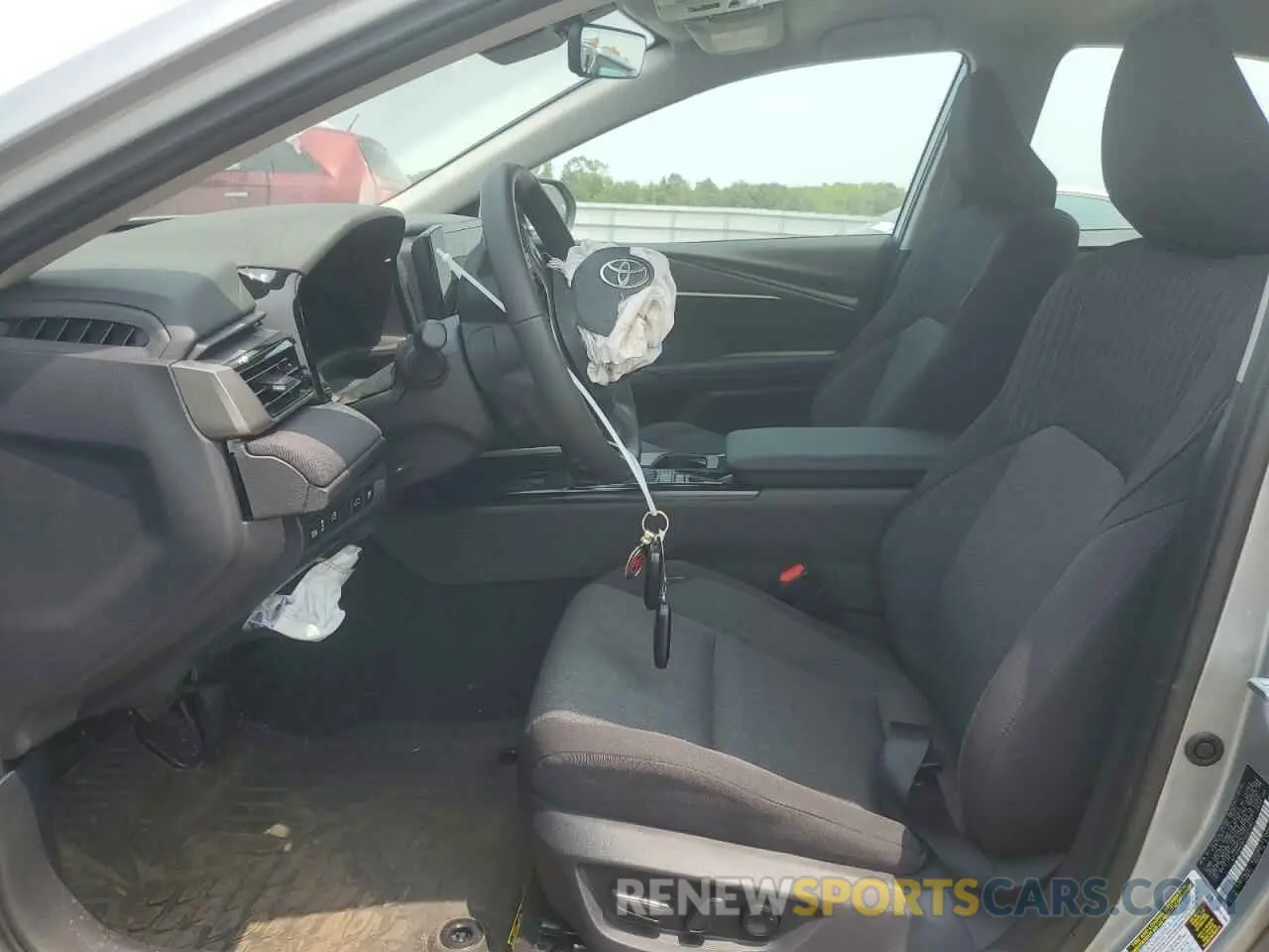 7 Photograph of a damaged car 4T1DAACK7SU073911 TOYOTA CAMRY 2025