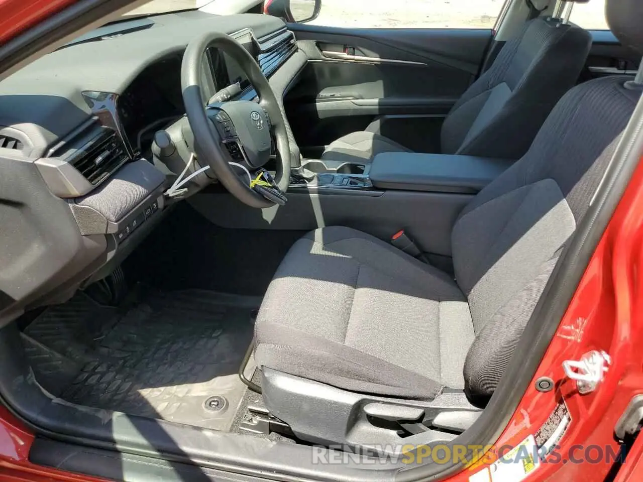 7 Photograph of a damaged car 4T1DAACK7SU096301 TOYOTA CAMRY 2025