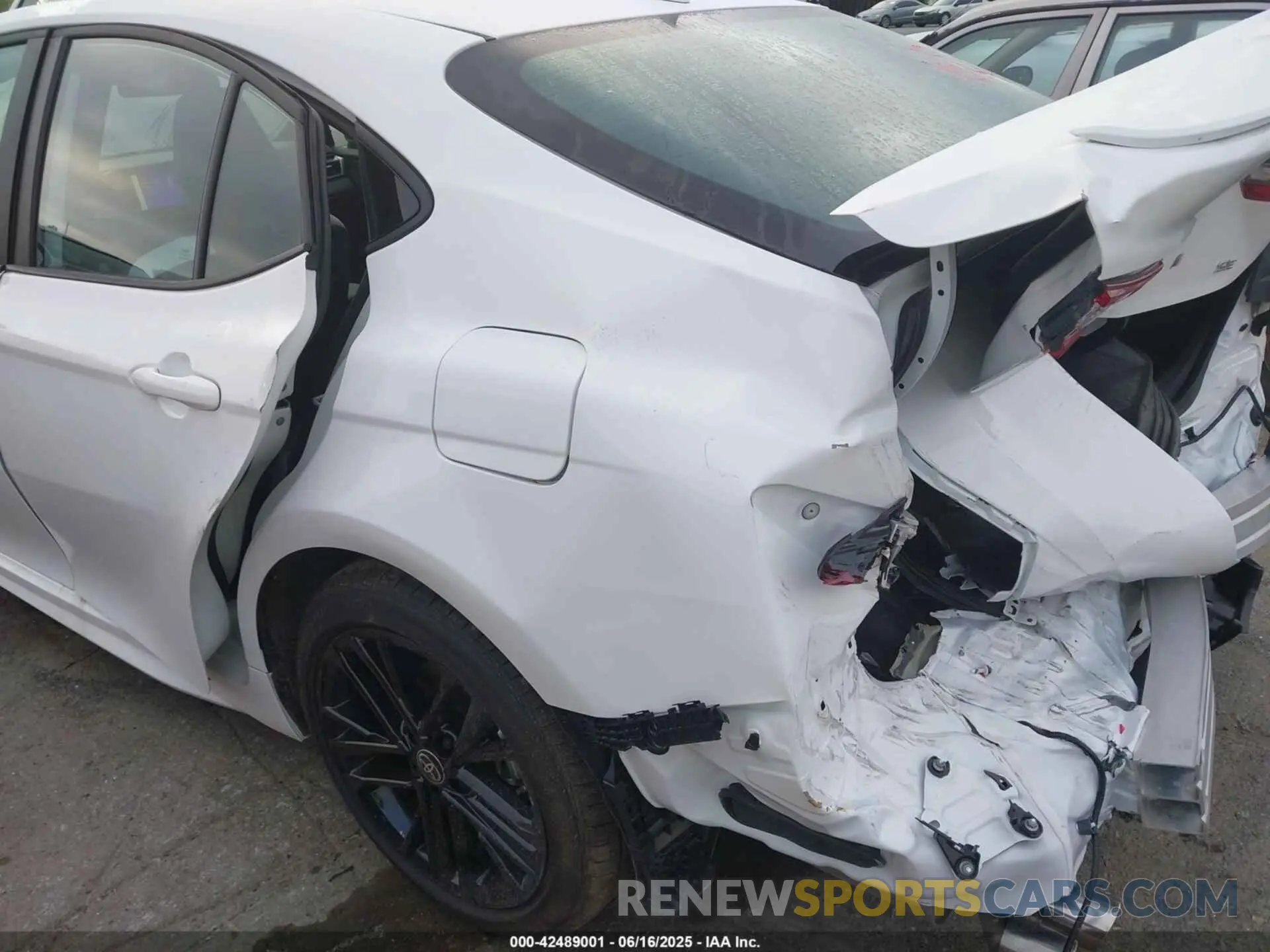 17 Photograph of a damaged car 4T1DAACK7SU152544 TOYOTA CAMRY 2025