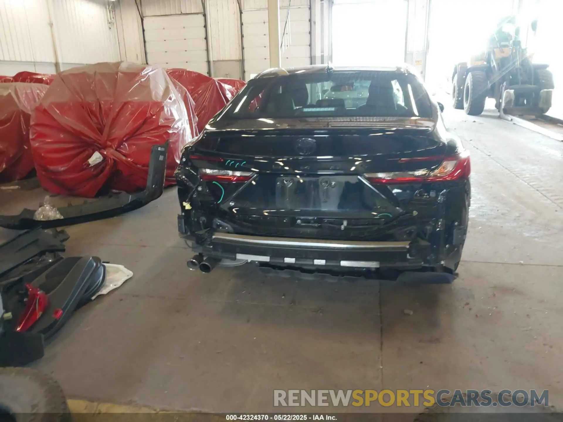 17 Photograph of a damaged car 4T1DAACK7SU507082 TOYOTA CAMRY 2025