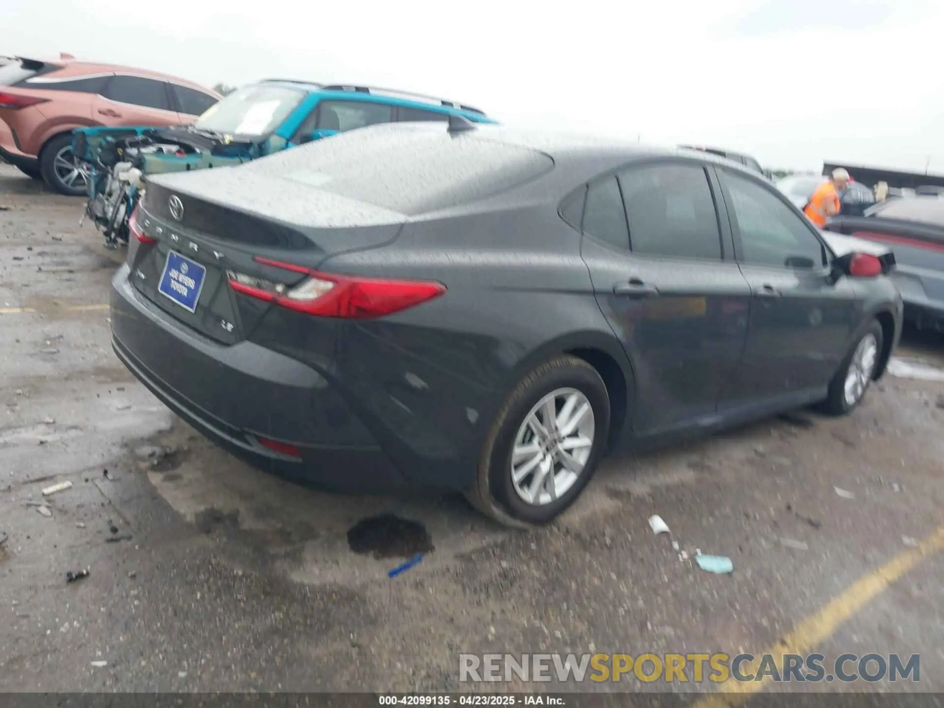 4 Photograph of a damaged car 4T1DAACK7SU516705 TOYOTA CAMRY 2025