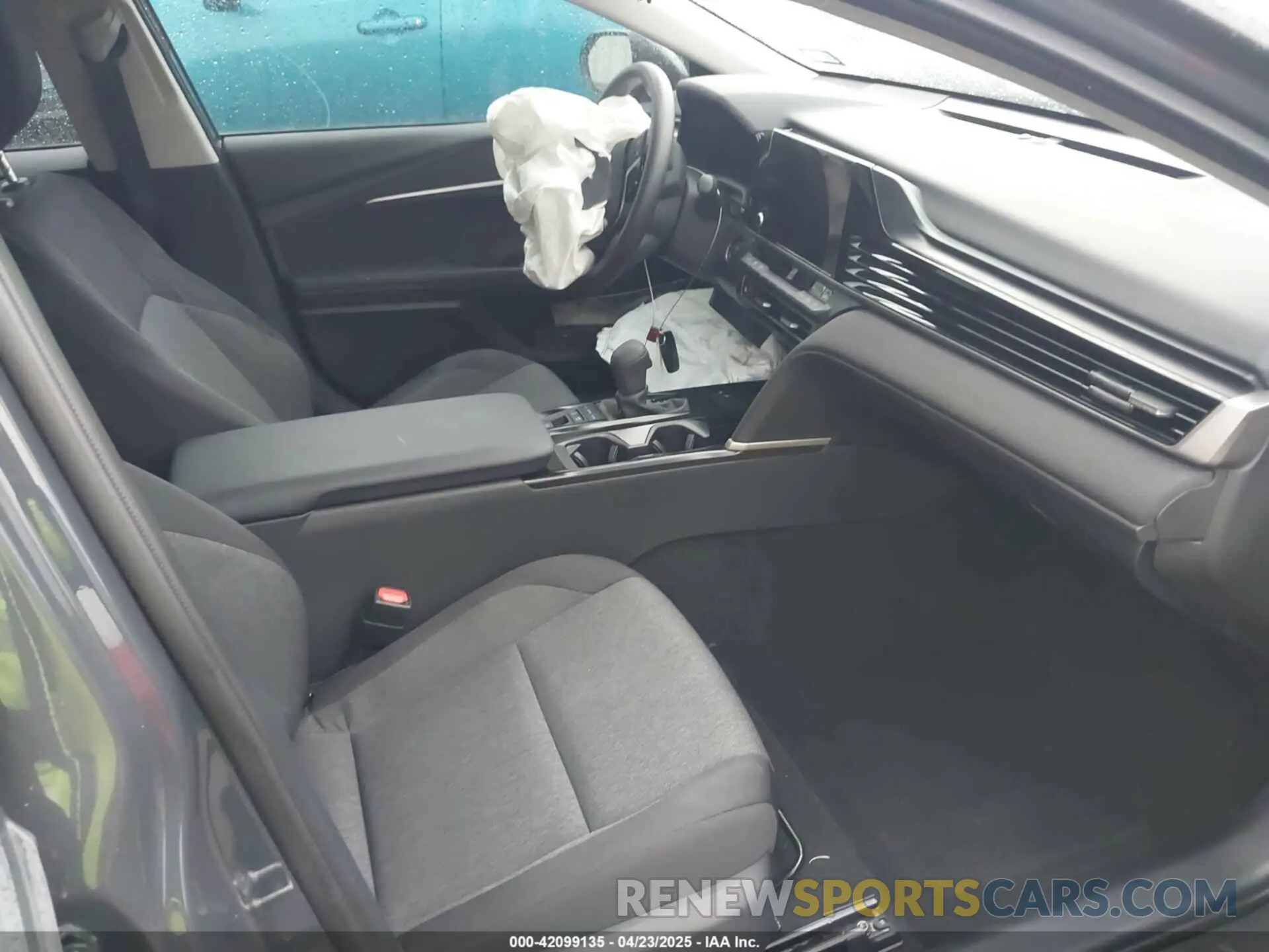 5 Photograph of a damaged car 4T1DAACK7SU516705 TOYOTA CAMRY 2025