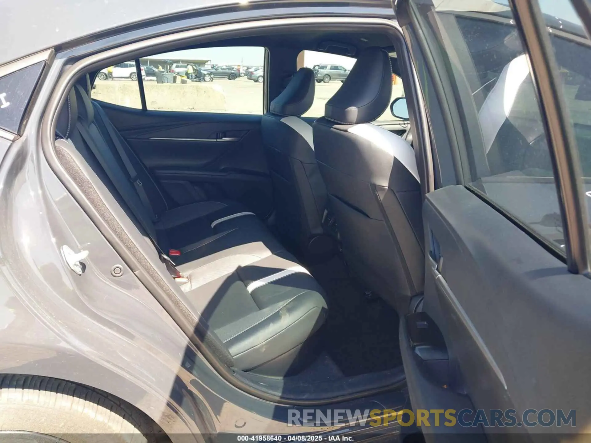 8 Photograph of a damaged car 4T1DAACK7SU520799 TOYOTA CAMRY 2025