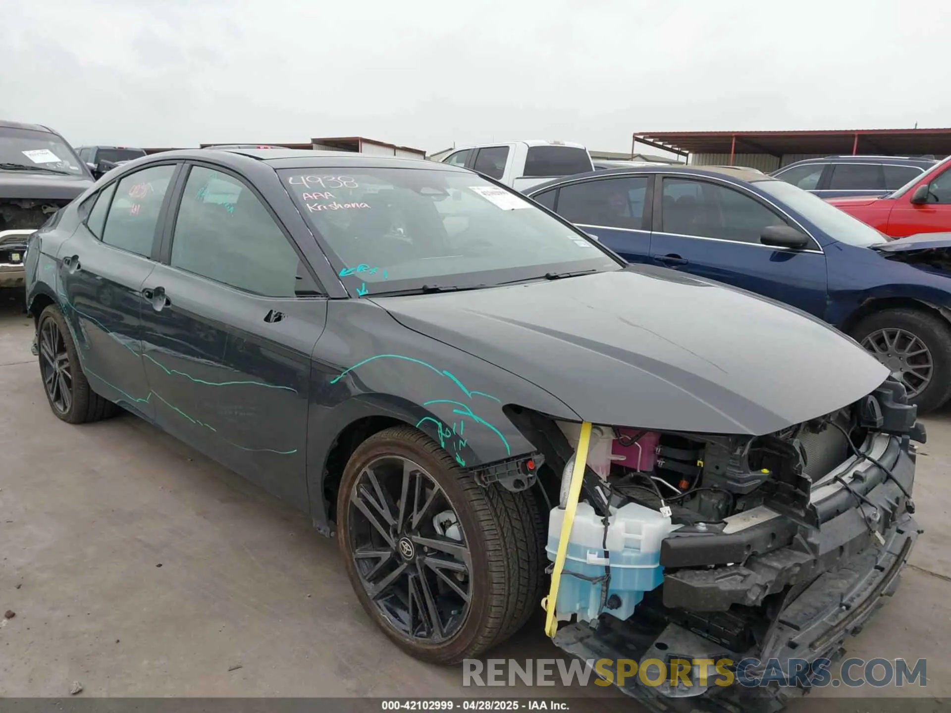 1 Photograph of a damaged car 4T1DAACK7SU522570 TOYOTA CAMRY 2025