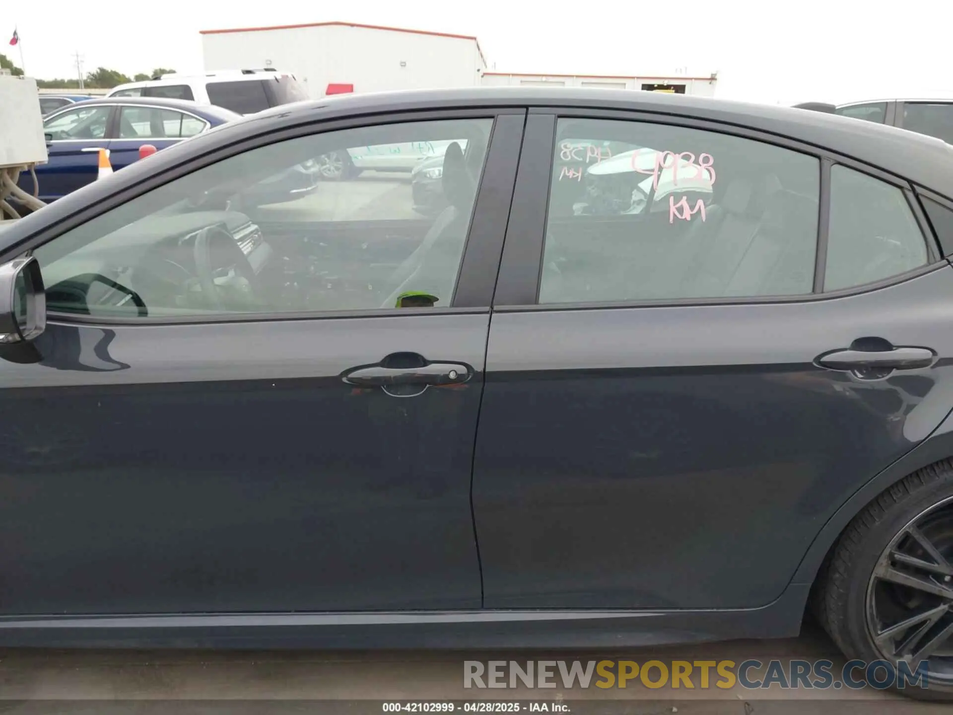 15 Photograph of a damaged car 4T1DAACK7SU522570 TOYOTA CAMRY 2025