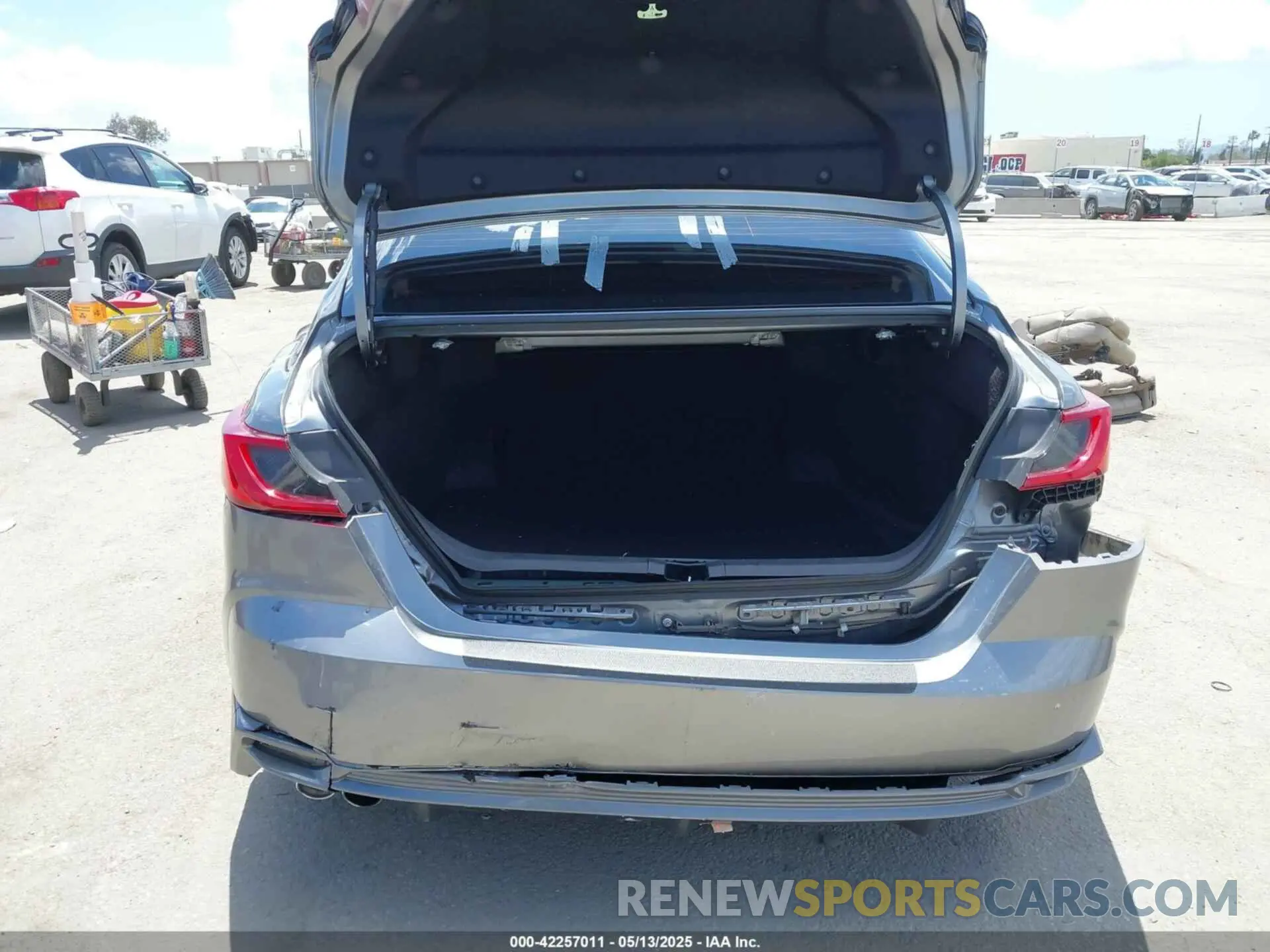 16 Photograph of a damaged car 4T1DAACK7SU522942 TOYOTA CAMRY 2025