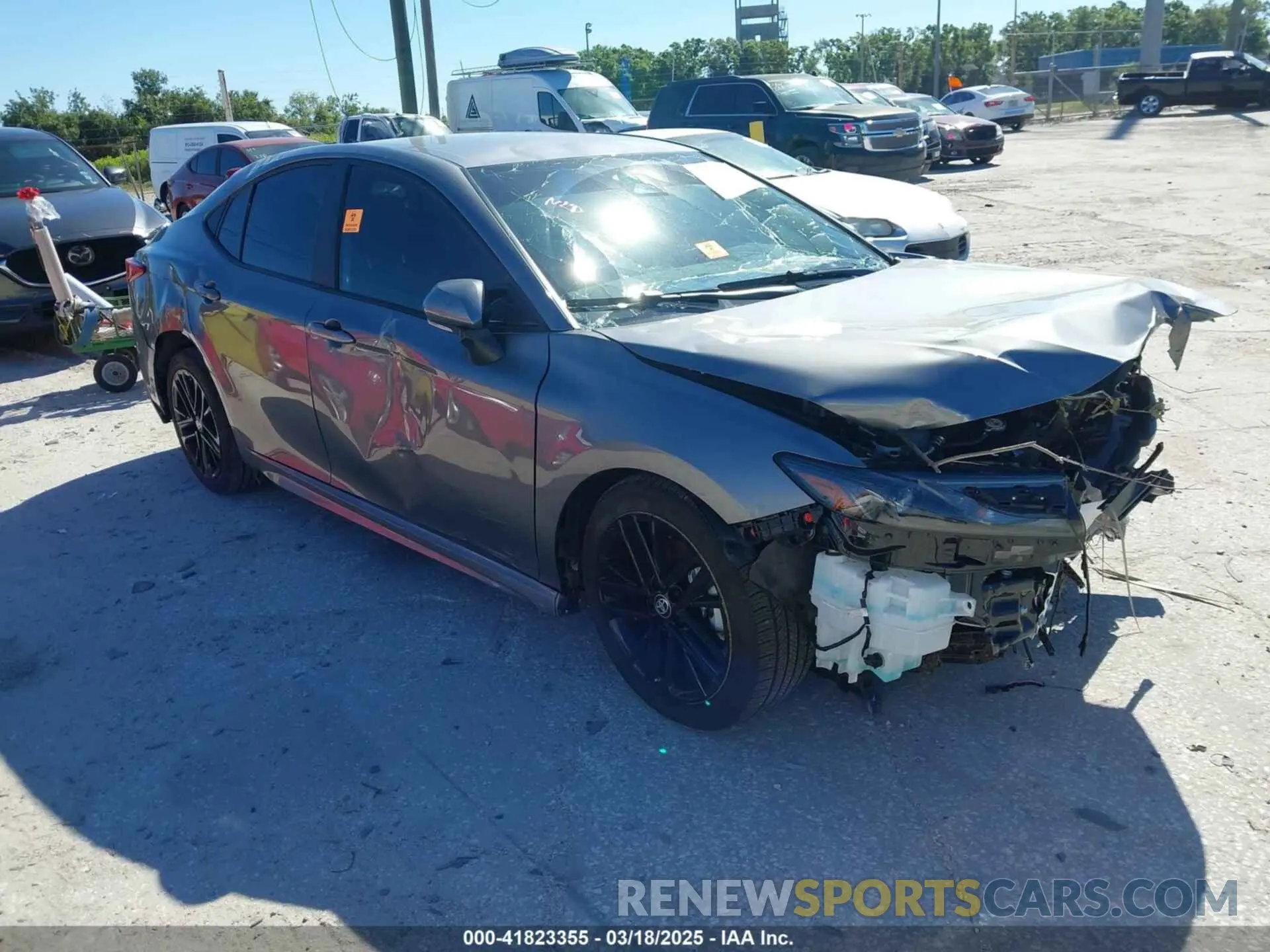 1 Photograph of a damaged car 4T1DAACK7SU531933 TOYOTA CAMRY 2025