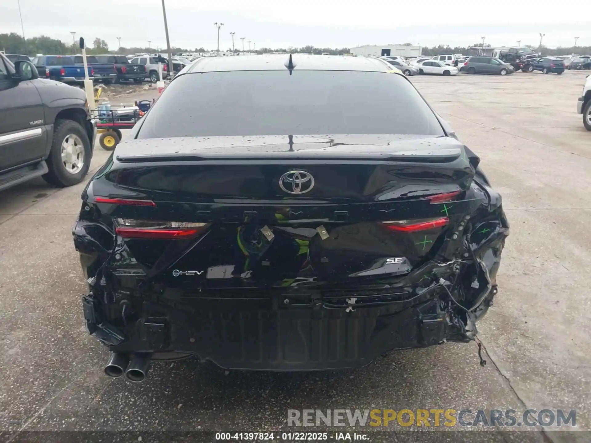 16 Photograph of a damaged car 4T1DAACK7SU538686 TOYOTA CAMRY 2025