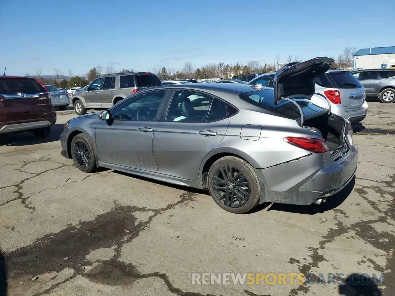2 Photograph of a damaged car 4T1DAACK7SU540132 TOYOTA CAMRY 2025