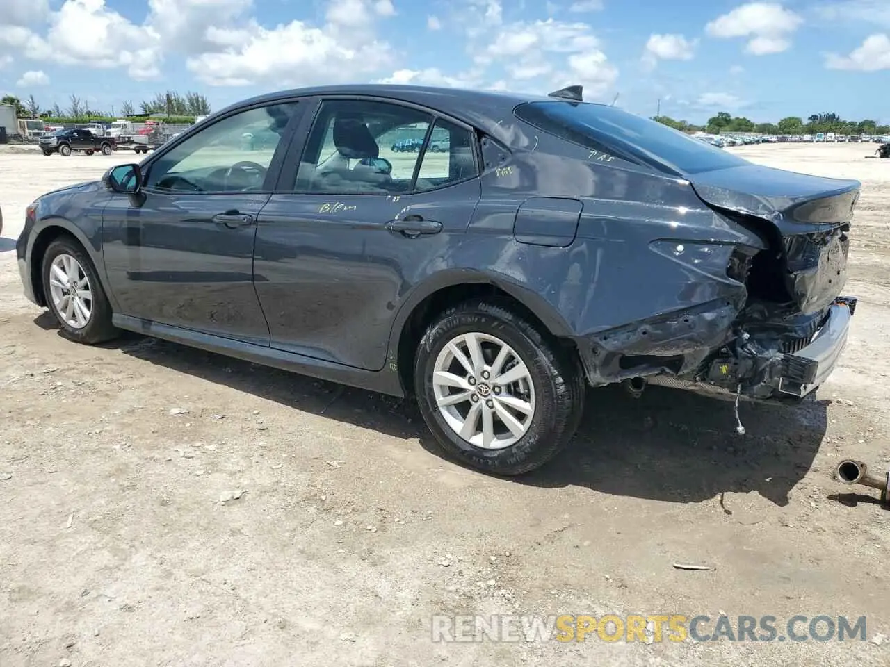 2 Photograph of a damaged car 4T1DAACK7SU556332 TOYOTA CAMRY 2025
