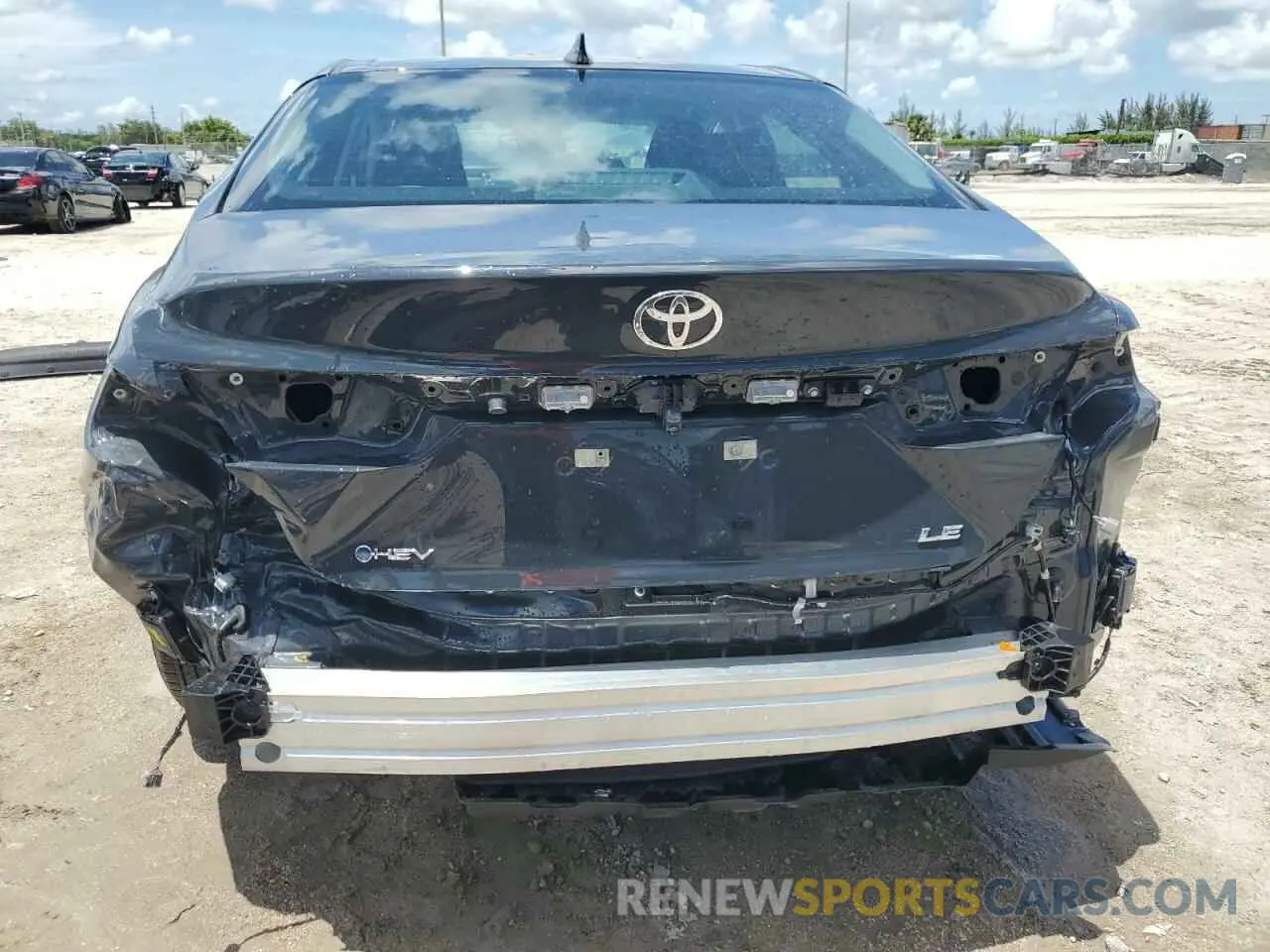 6 Photograph of a damaged car 4T1DAACK7SU556332 TOYOTA CAMRY 2025