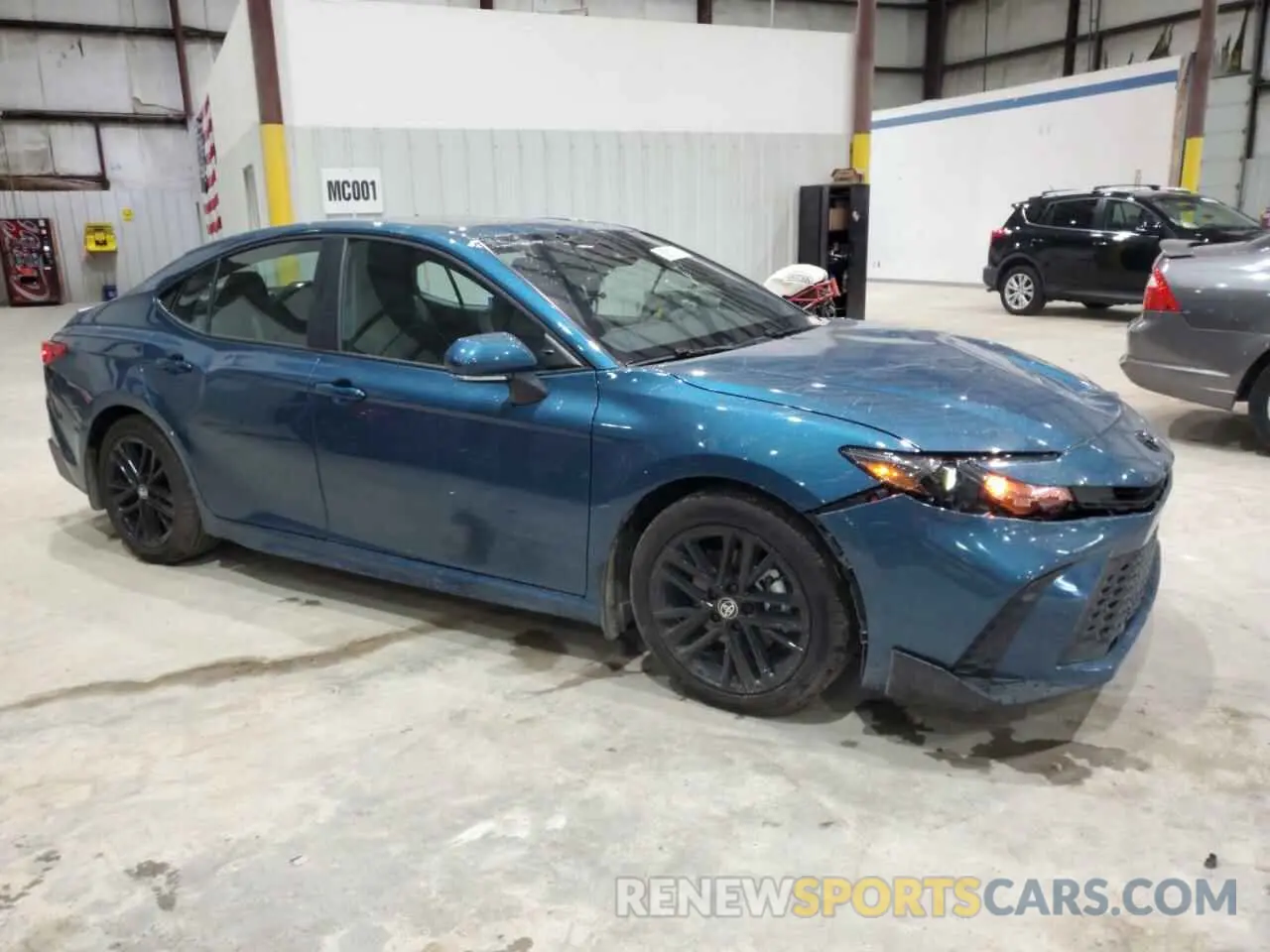 4 Photograph of a damaged car 4T1DAACK7SU585202 TOYOTA CAMRY 2025