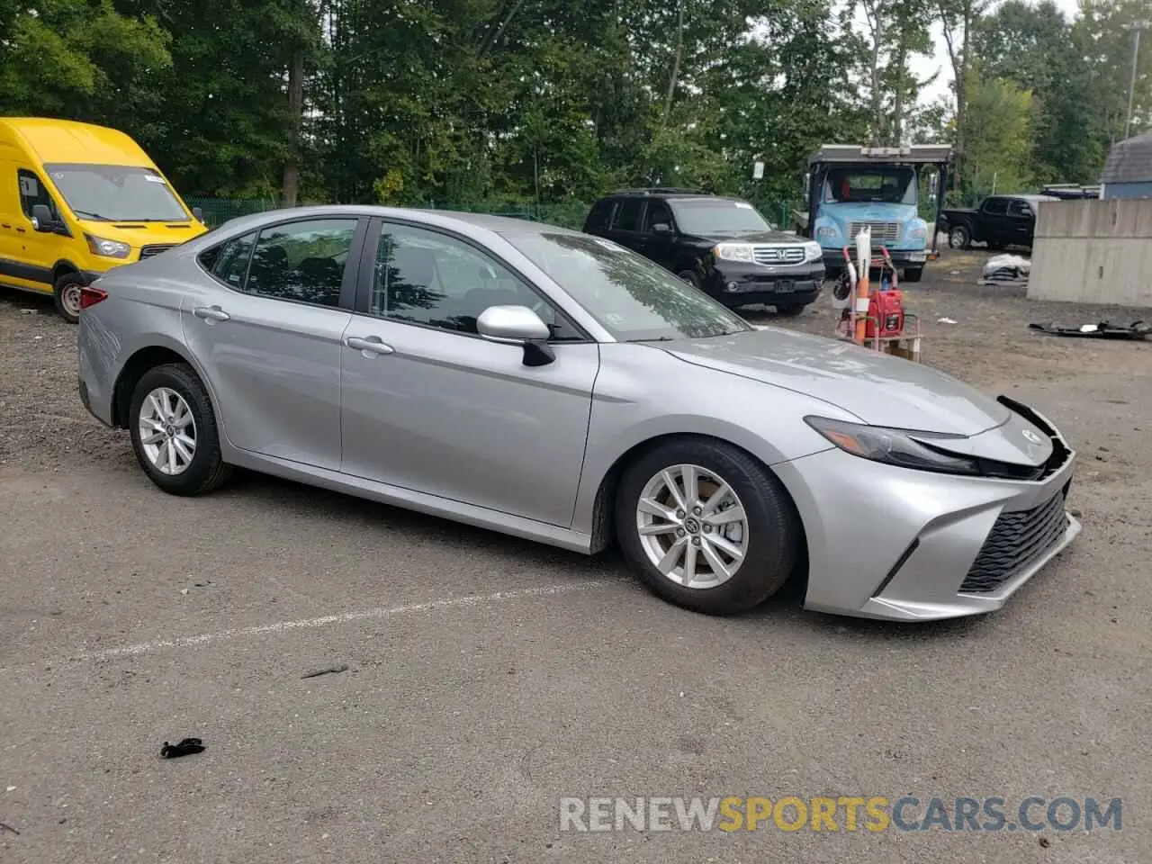 4 Photograph of a damaged car 4T1DAACK8SU006587 TOYOTA CAMRY 2025