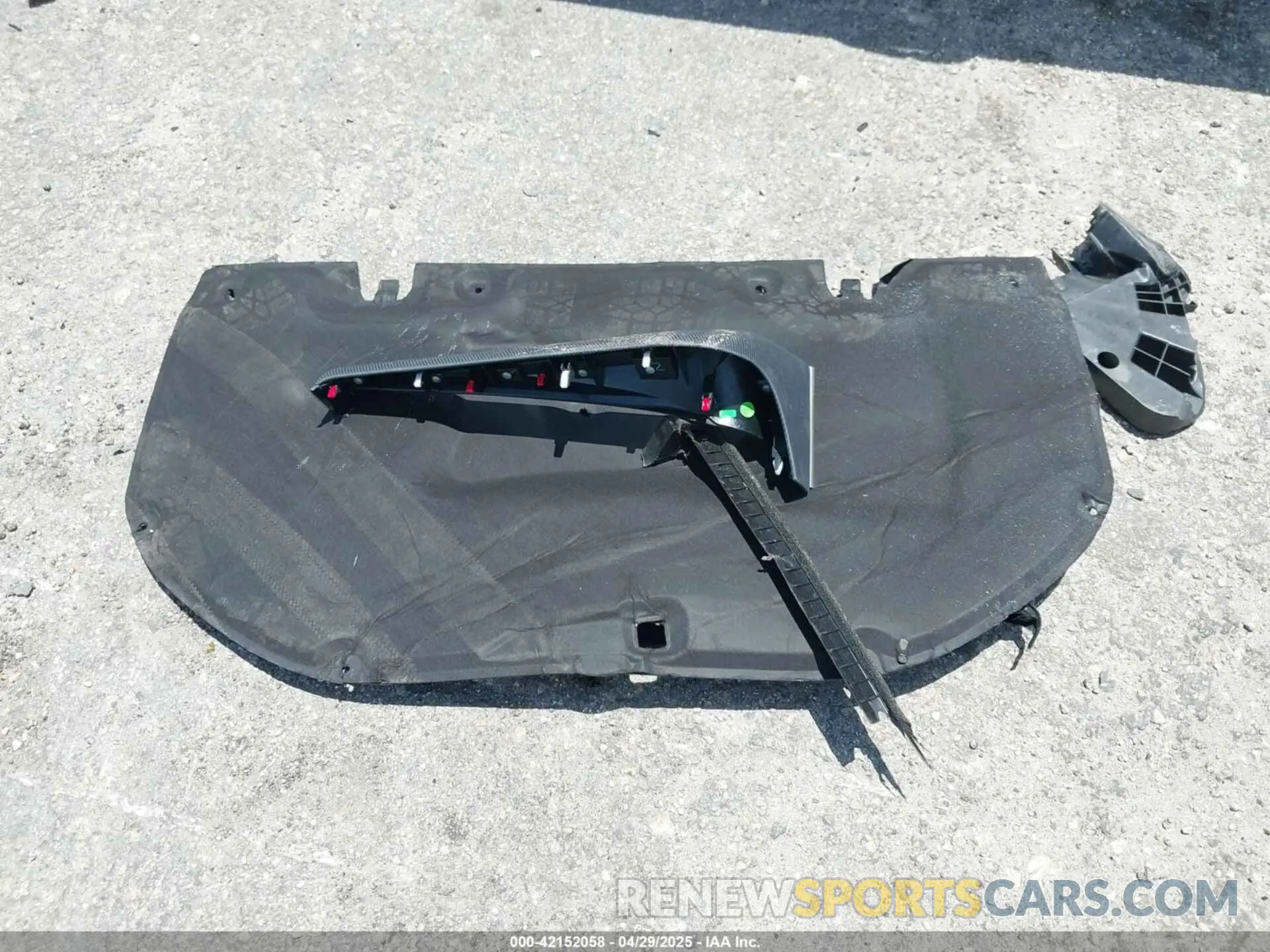 12 Photograph of a damaged car 4T1DAACK8SU008033 TOYOTA CAMRY 2025