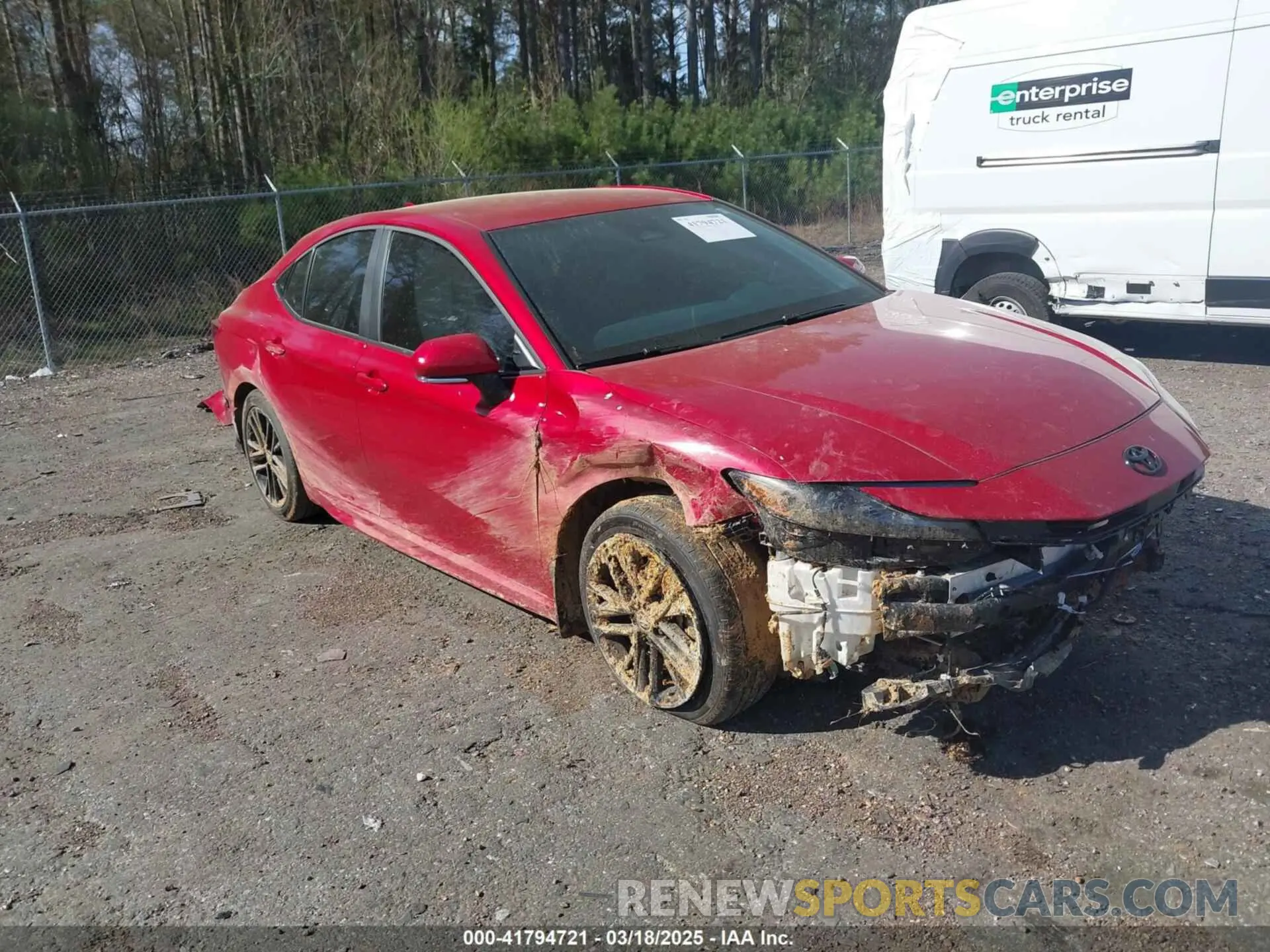 1 Photograph of a damaged car 4T1DAACK8SU010686 TOYOTA CAMRY 2025