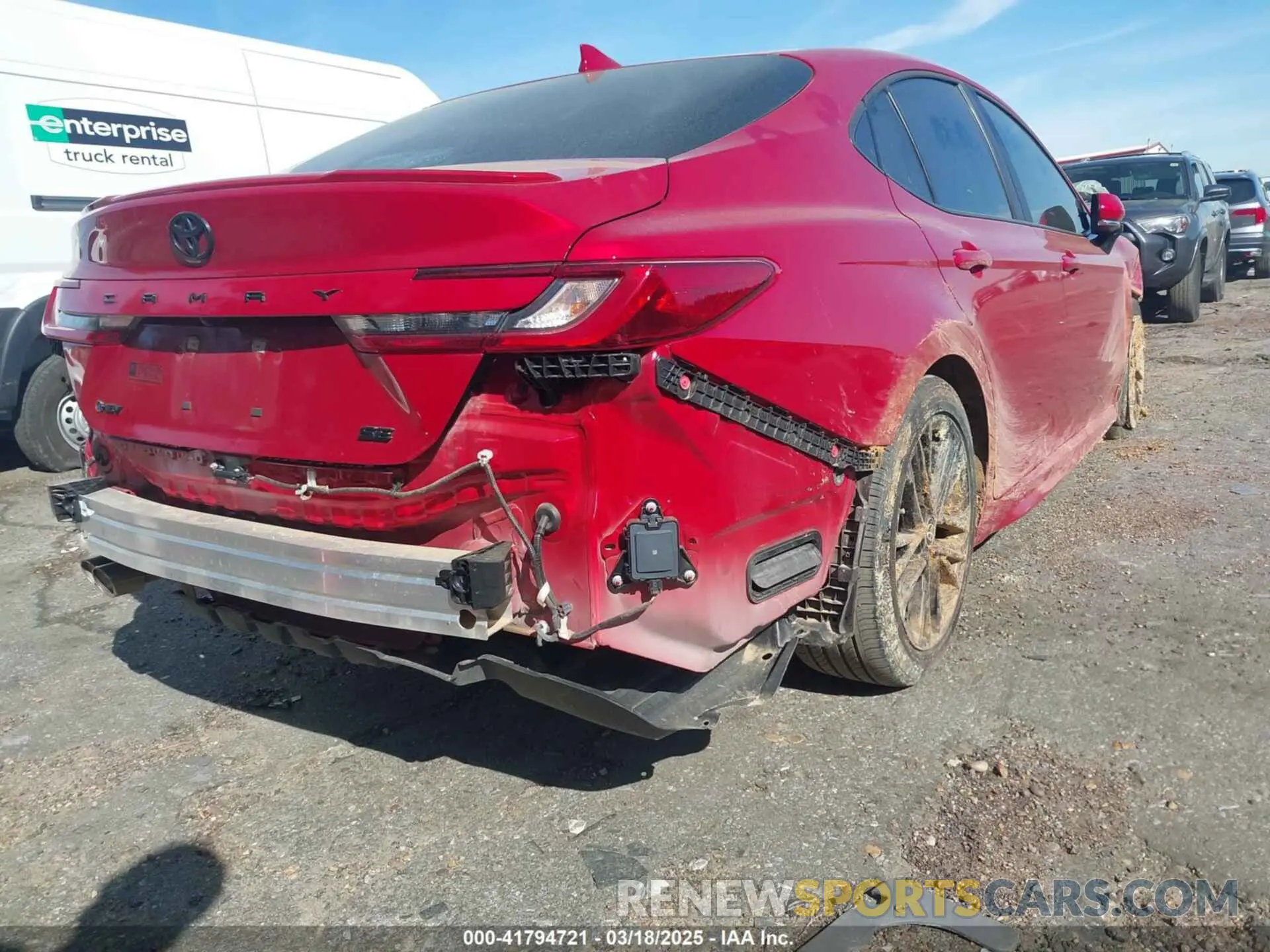 19 Photograph of a damaged car 4T1DAACK8SU010686 TOYOTA CAMRY 2025