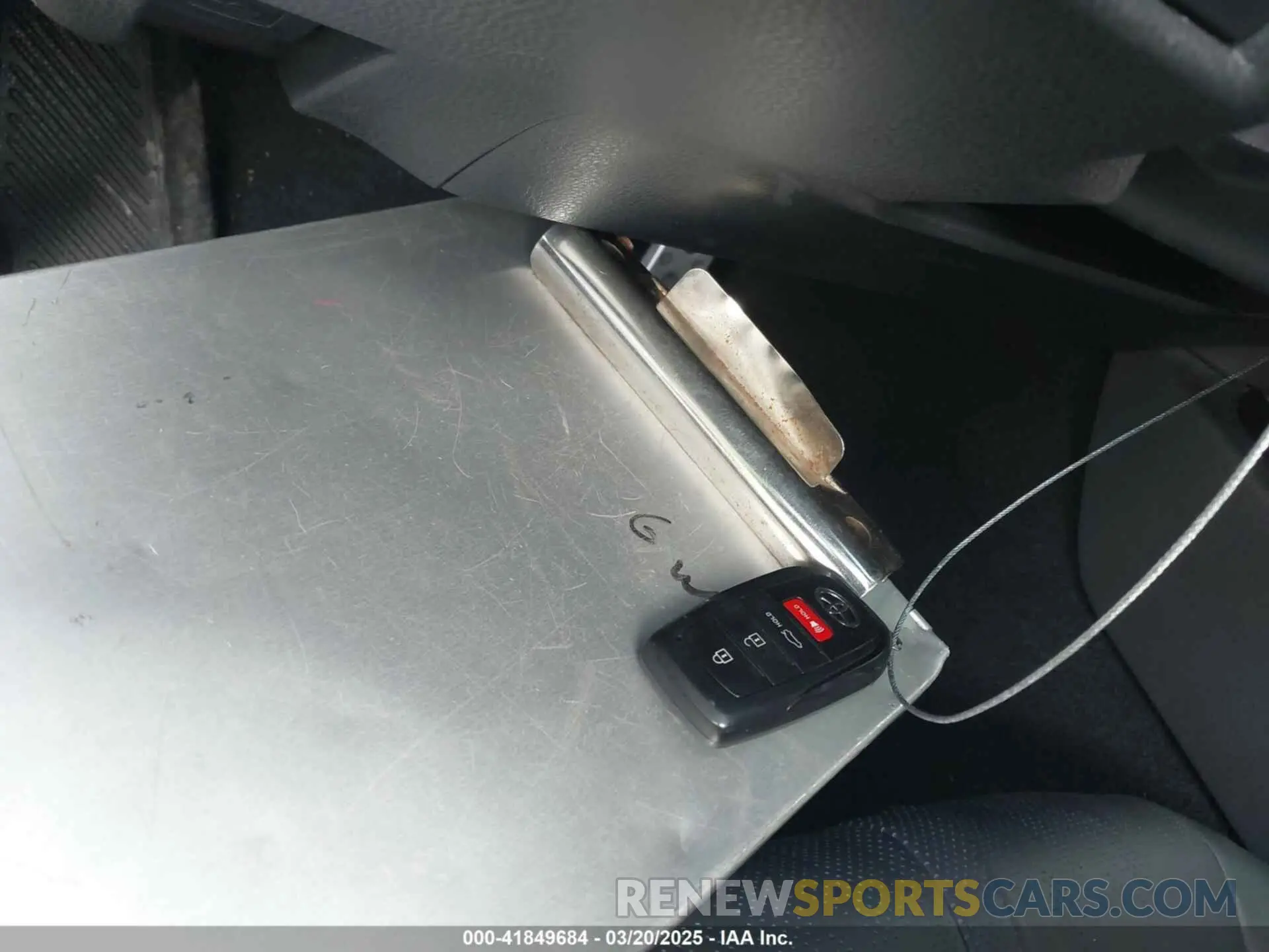 11 Photograph of a damaged car 4T1DAACK8SU011479 TOYOTA CAMRY 2025