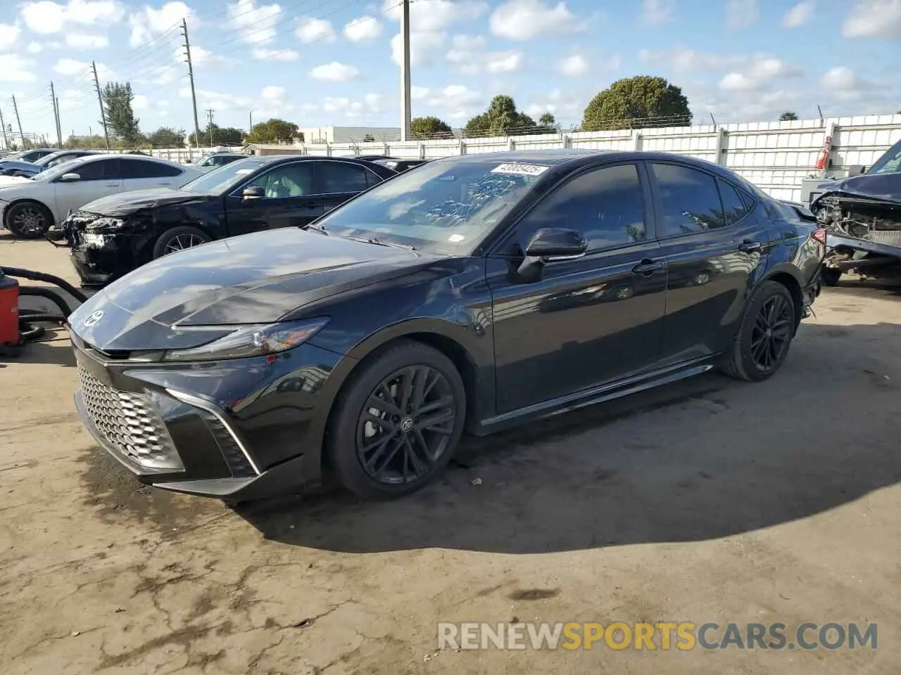1 Photograph of a damaged car 4T1DAACK8SU032090 TOYOTA CAMRY 2025