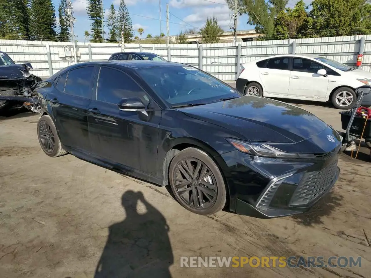 4 Photograph of a damaged car 4T1DAACK8SU032090 TOYOTA CAMRY 2025