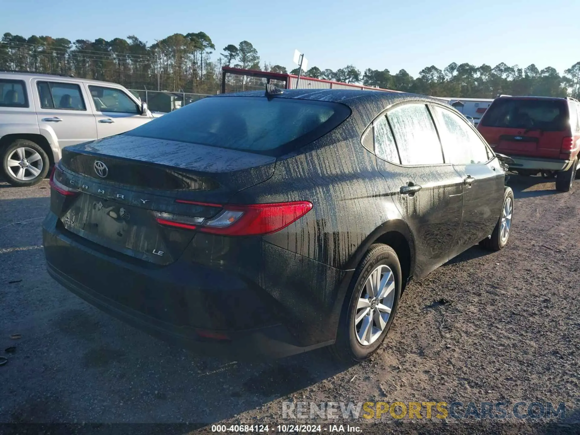 4 Photograph of a damaged car 4T1DAACK8SU034339 TOYOTA CAMRY 2025