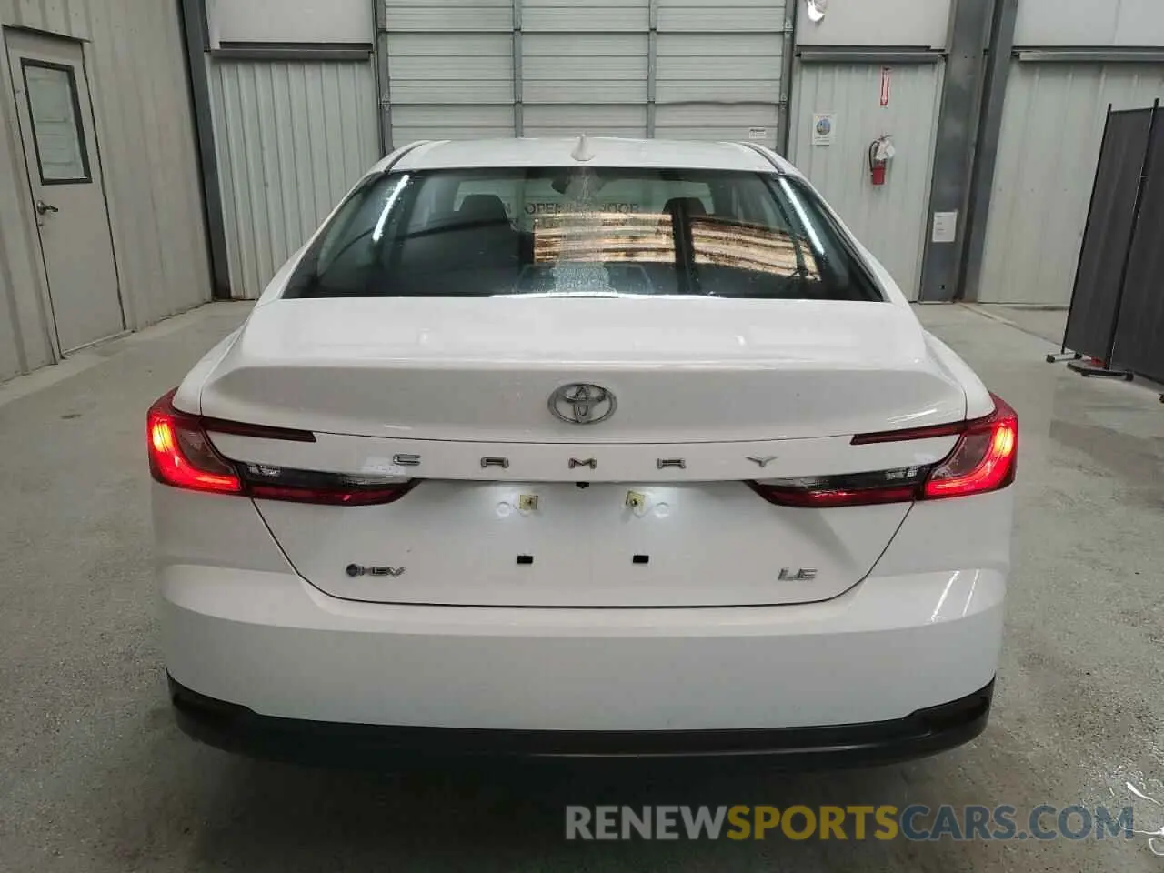 6 Photograph of a damaged car 4T1DAACK8SU044756 TOYOTA CAMRY 2025