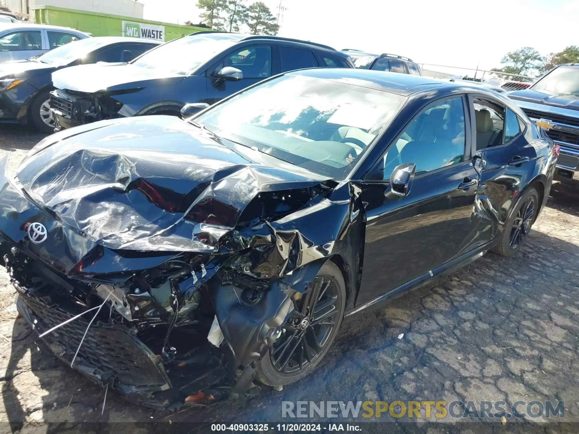2 Photograph of a damaged car 4T1DAACK8SU070533 TOYOTA CAMRY 2025