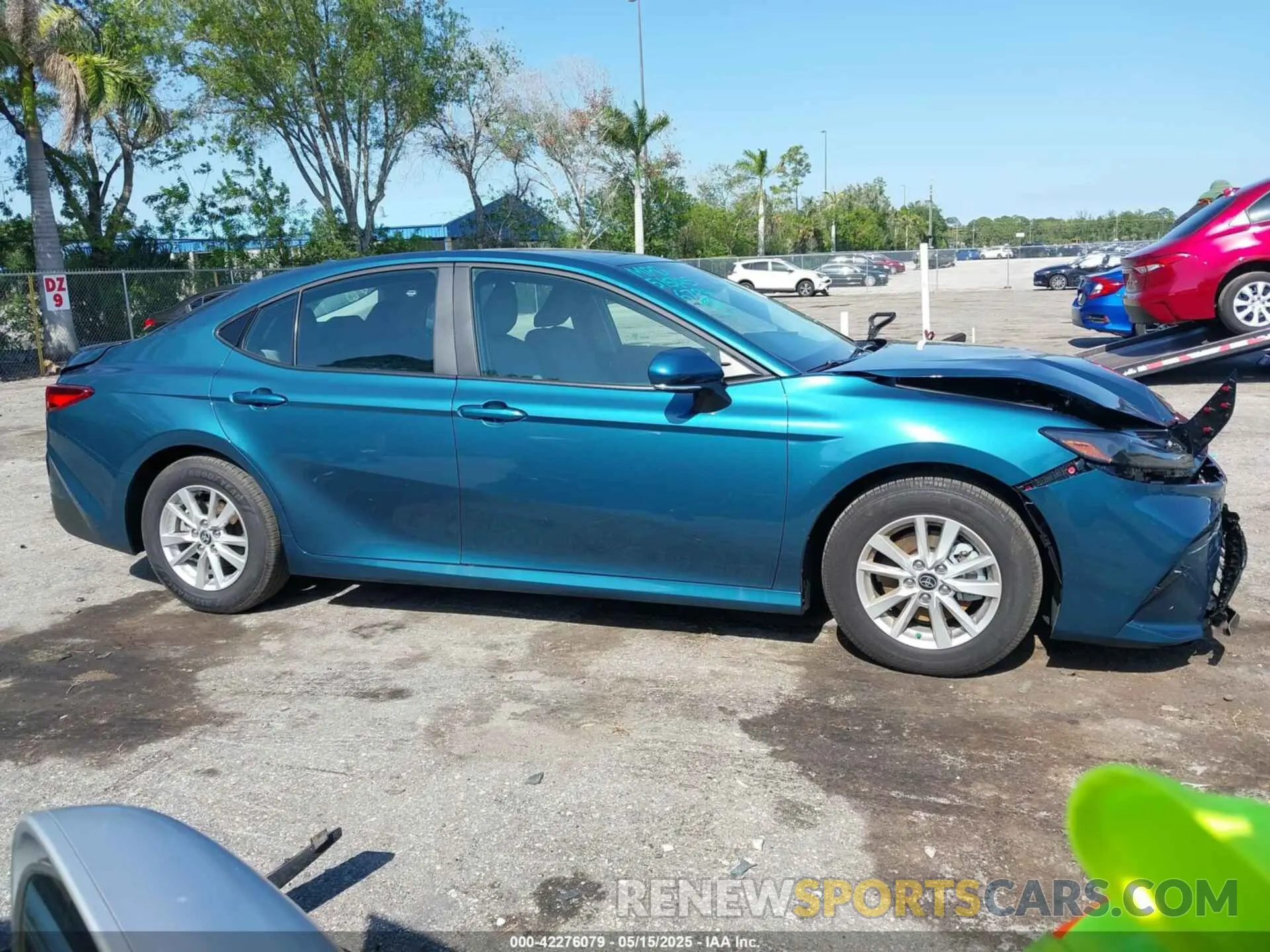 13 Photograph of a damaged car 4T1DAACK8SU076784 TOYOTA CAMRY 2025