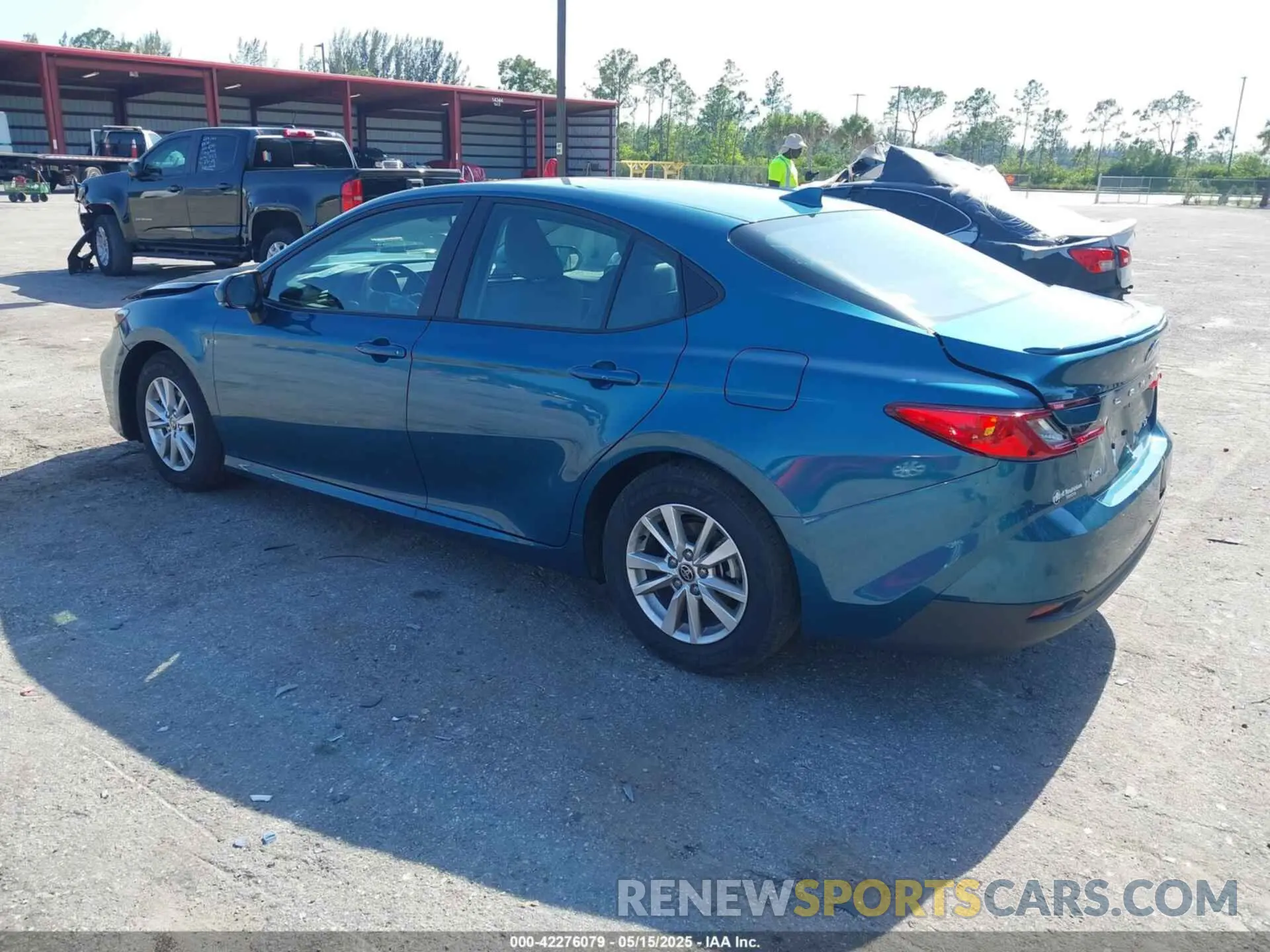 3 Photograph of a damaged car 4T1DAACK8SU076784 TOYOTA CAMRY 2025