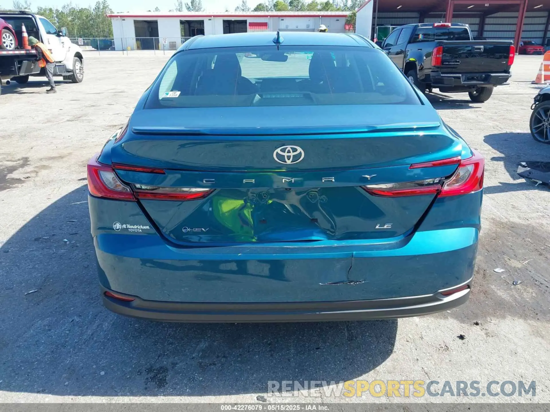 6 Photograph of a damaged car 4T1DAACK8SU076784 TOYOTA CAMRY 2025