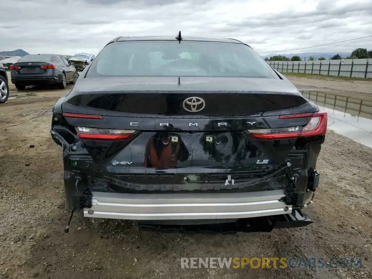 6 Photograph of a damaged car 4T1DAACK8SU099417 TOYOTA CAMRY 2025