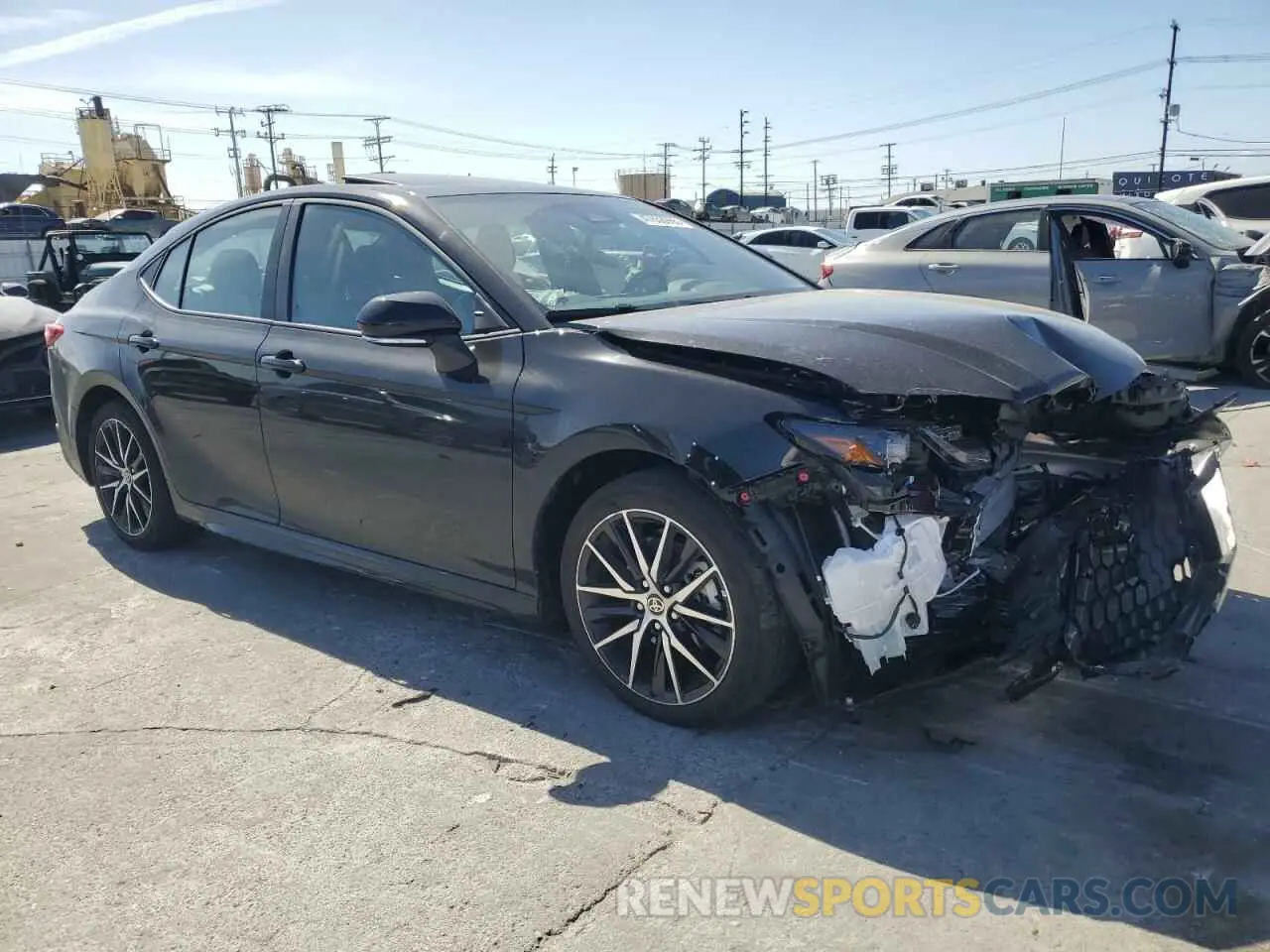 4 Photograph of a damaged car 4T1DAACK8SU101697 TOYOTA CAMRY 2025