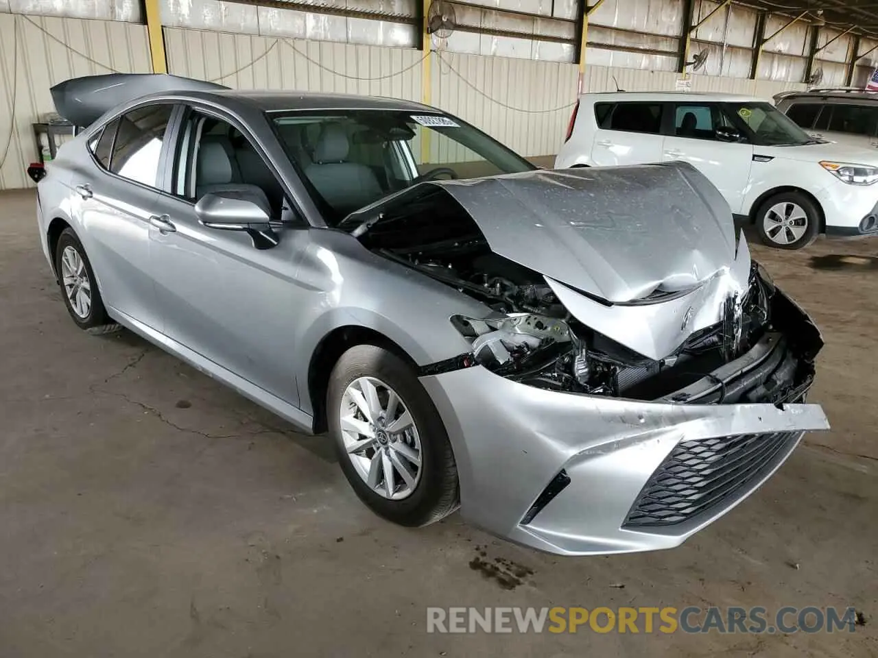 4 Photograph of a damaged car 4T1DAACK8SU107032 TOYOTA CAMRY 2025