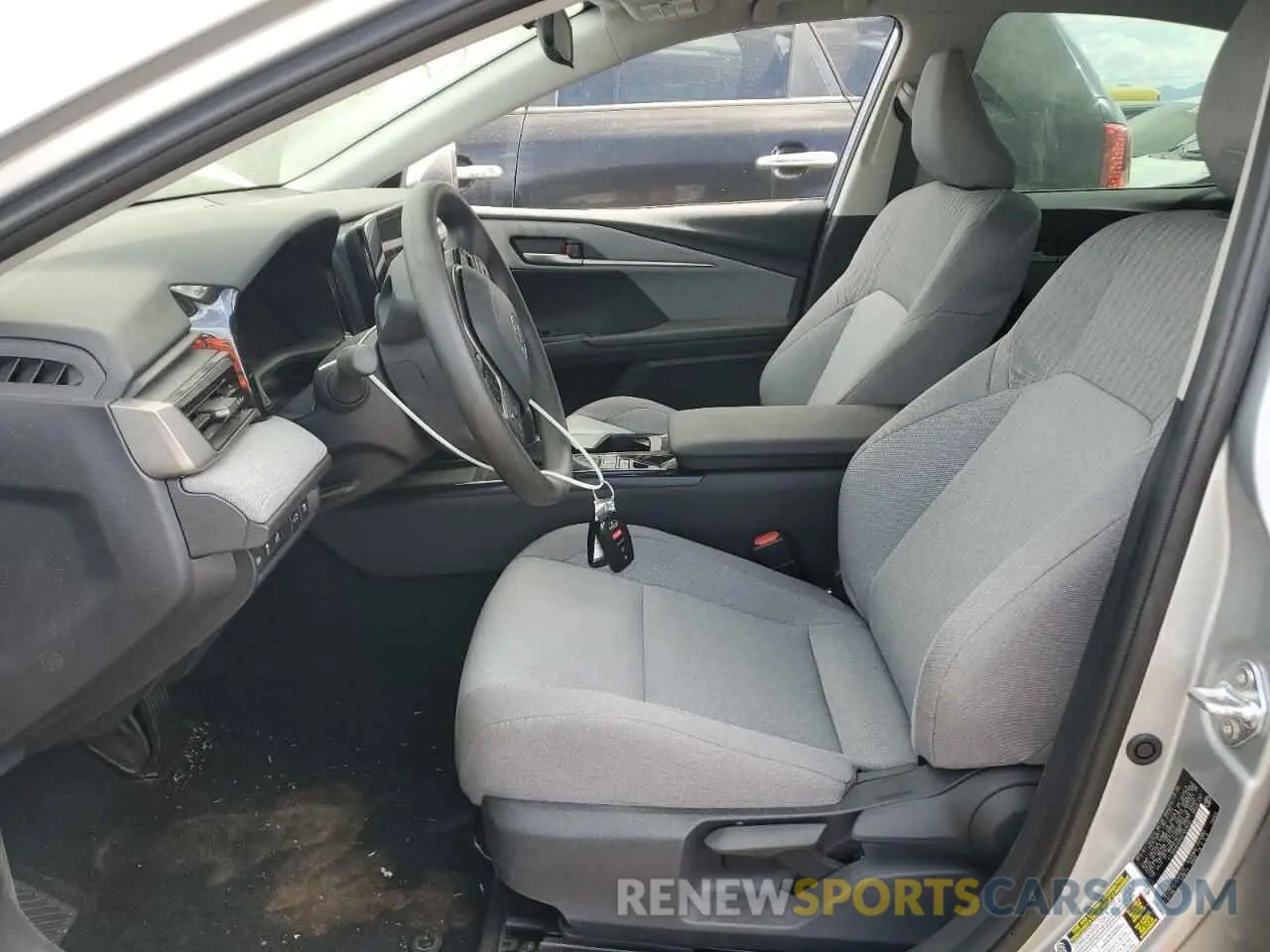 7 Photograph of a damaged car 4T1DAACK8SU107032 TOYOTA CAMRY 2025